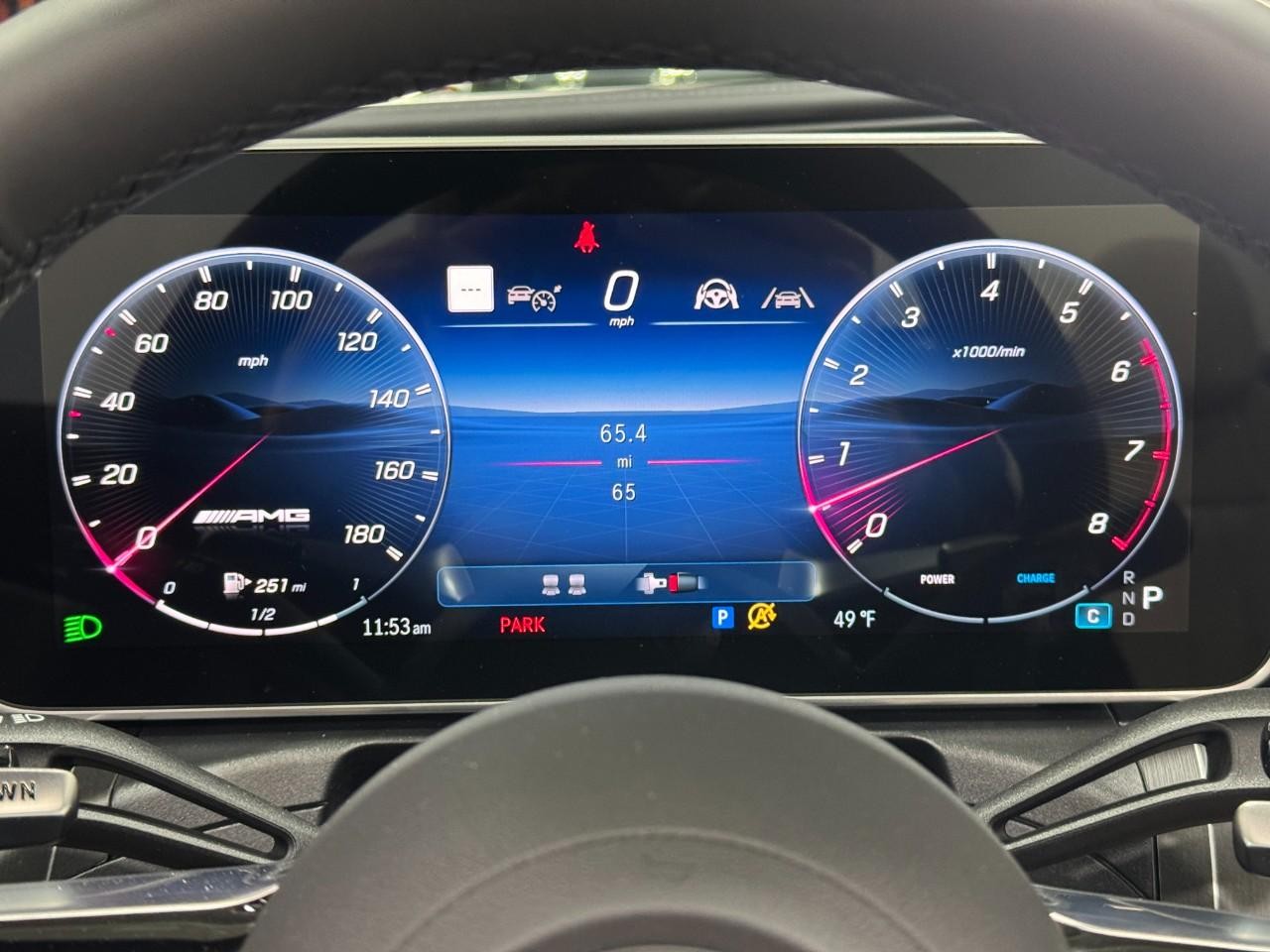 Mercedes-Benz CLE Vehicle Full-screen Gallery Image 32