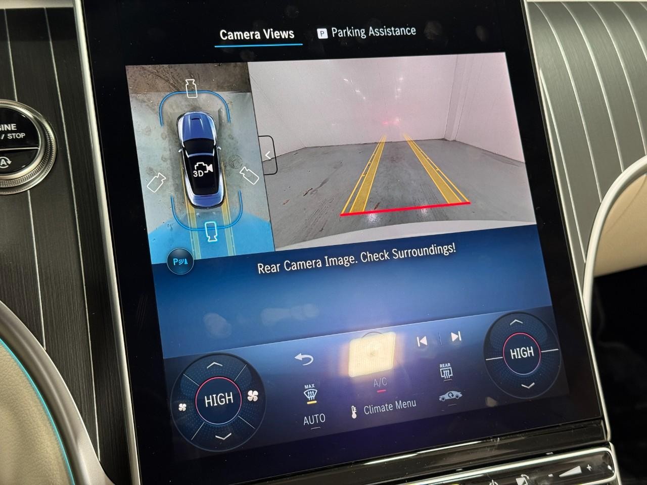 Mercedes-Benz CLE Vehicle Full-screen Gallery Image 34