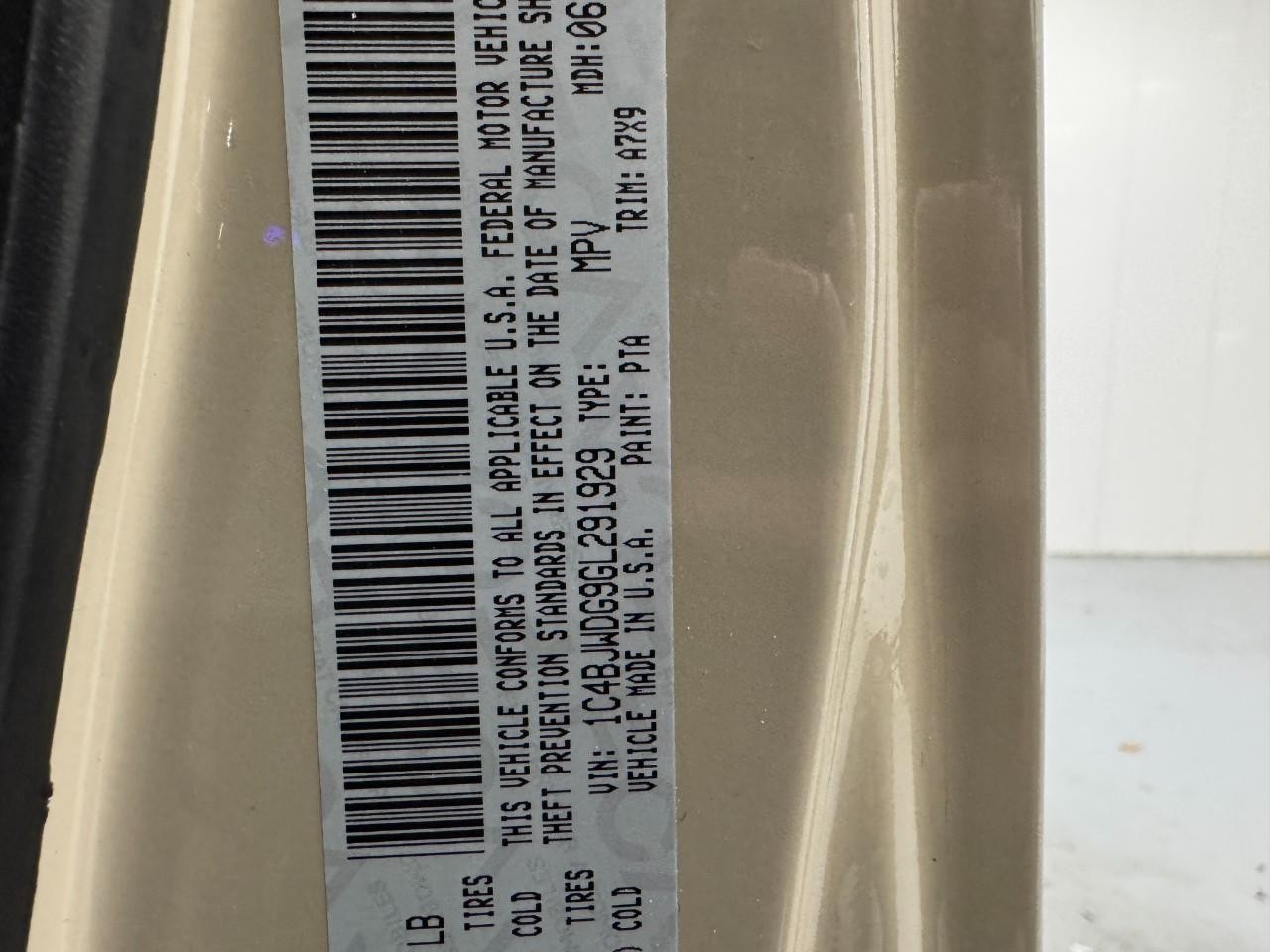 Jeep Wrangler Unlimited Vehicle Full-screen Gallery Image 31