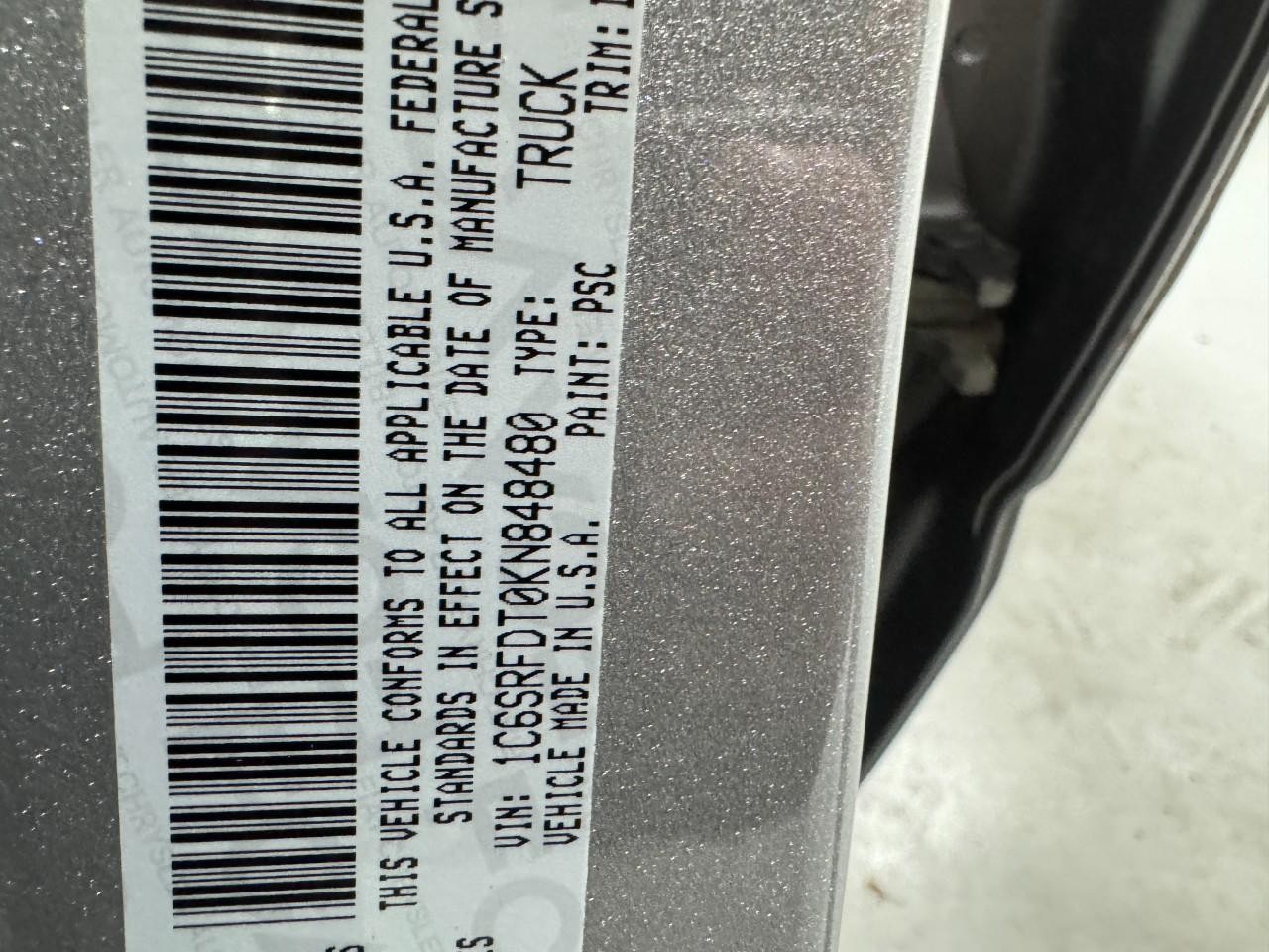 Ram 1500 Vehicle Full-screen Gallery Image 31