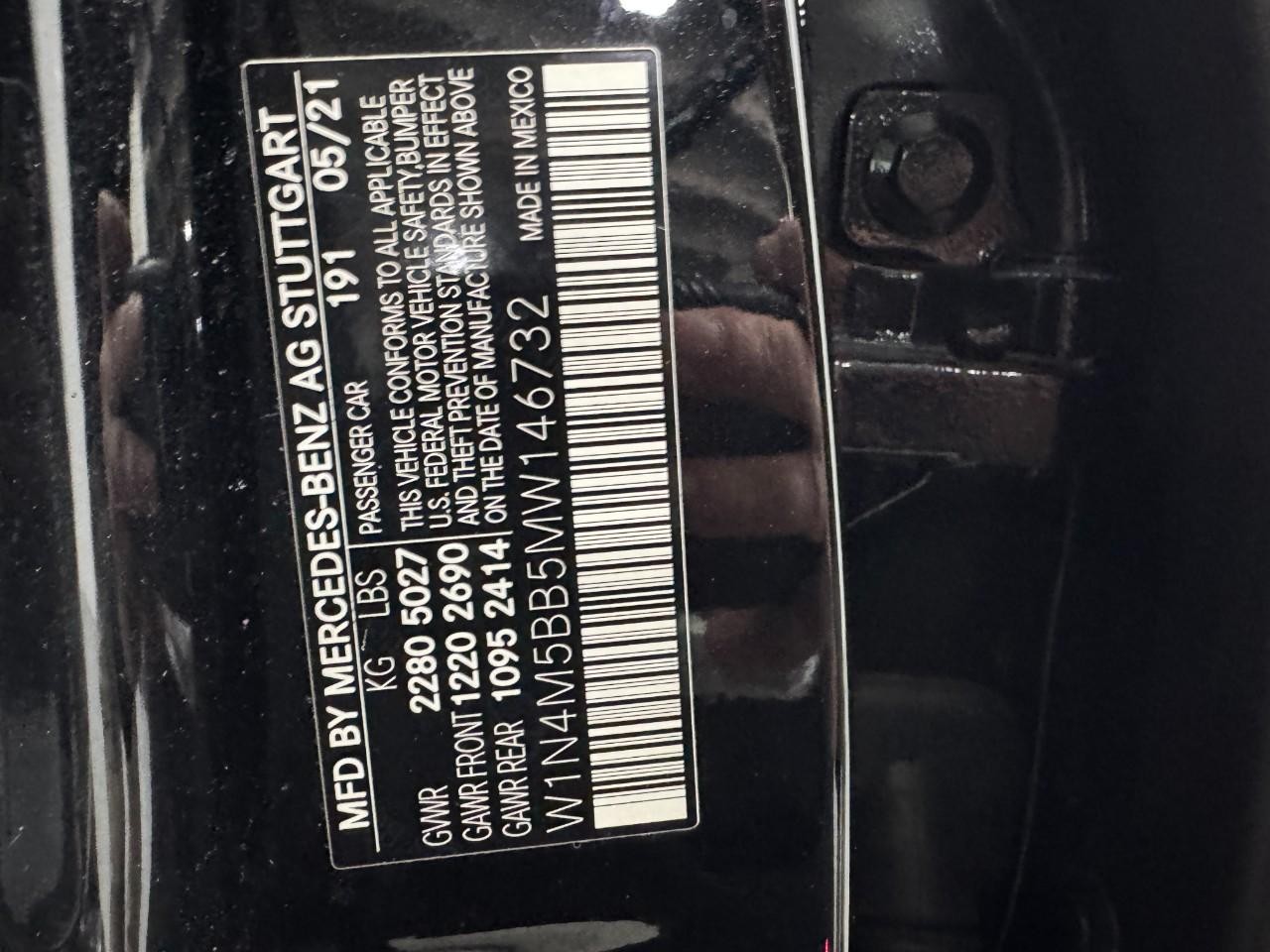 Mercedes-Benz GLB Vehicle Full-screen Gallery Image 38