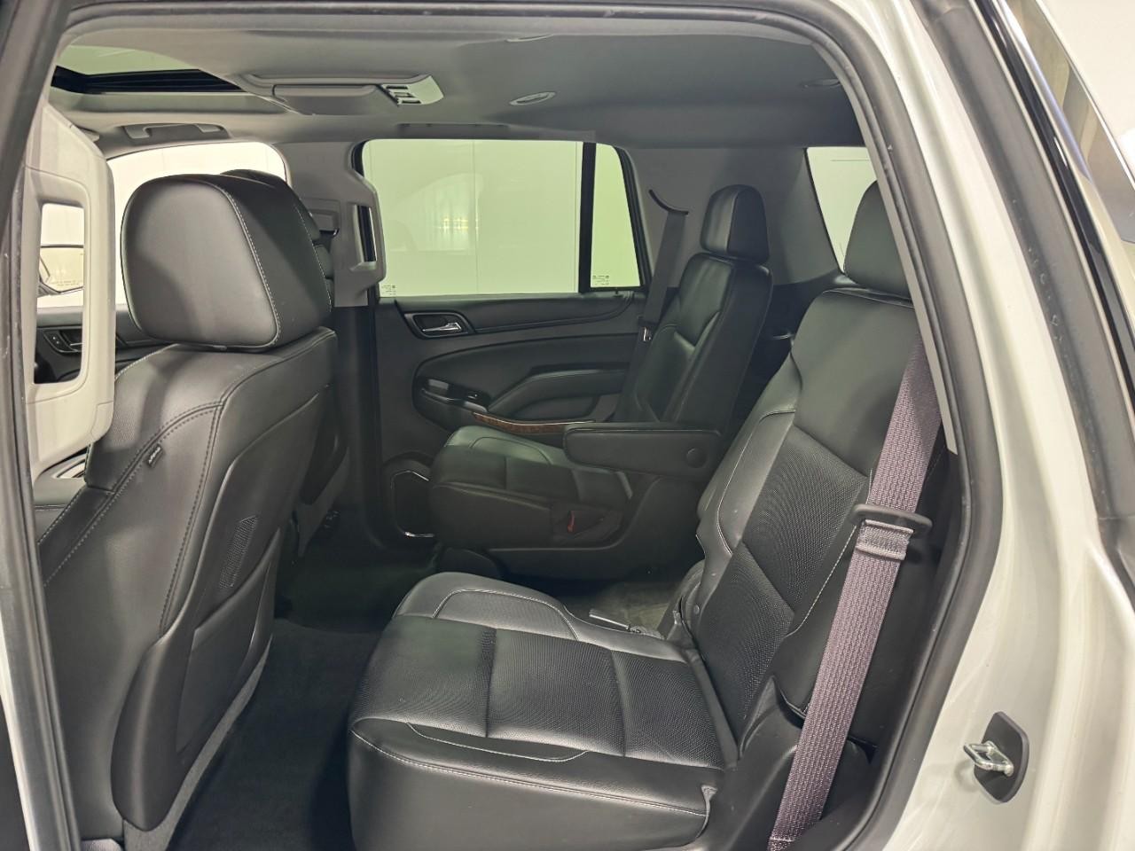 Chevrolet Tahoe Vehicle Full-screen Gallery Image 9