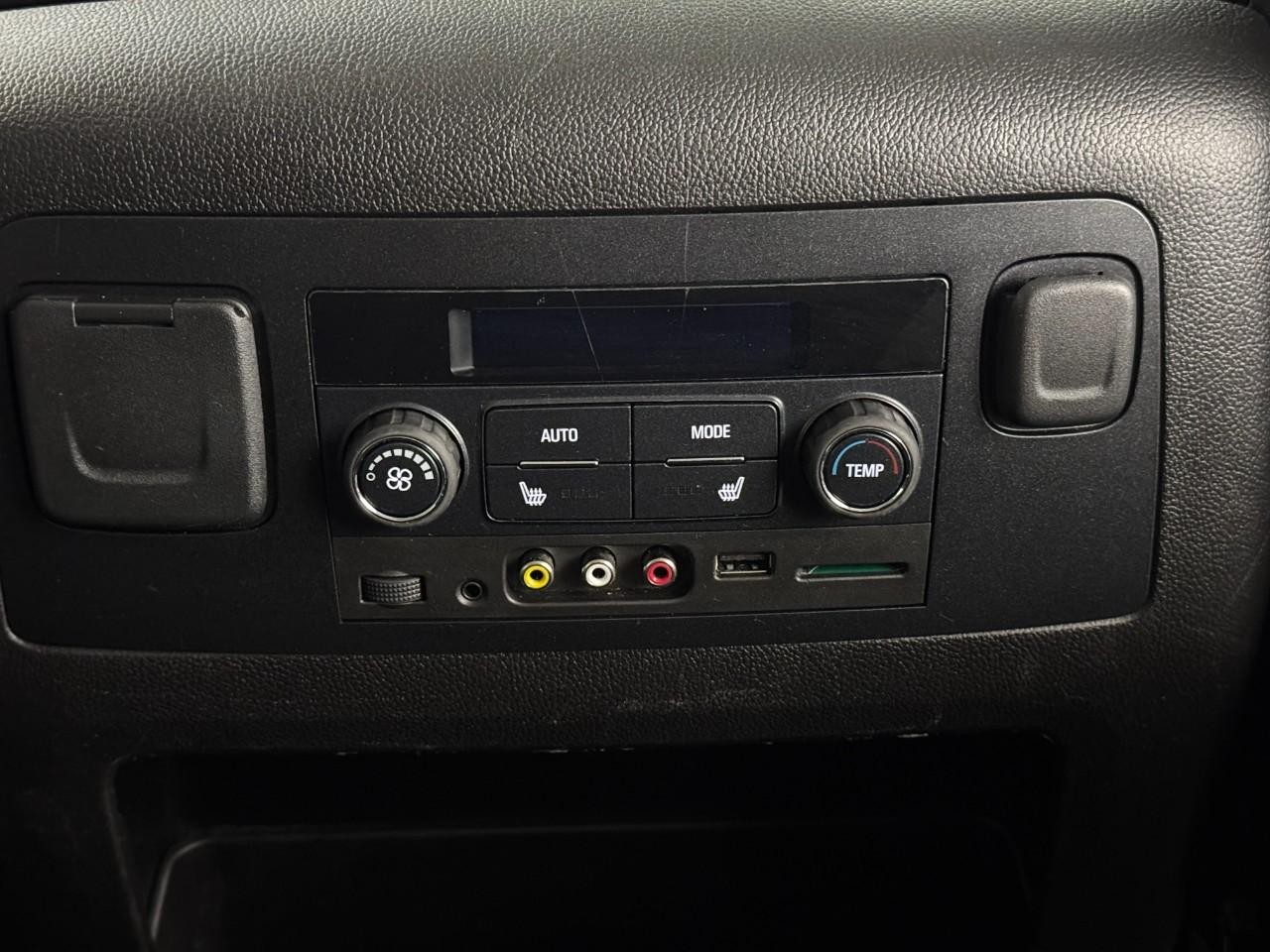 Chevrolet Tahoe Vehicle Full-screen Gallery Image 13