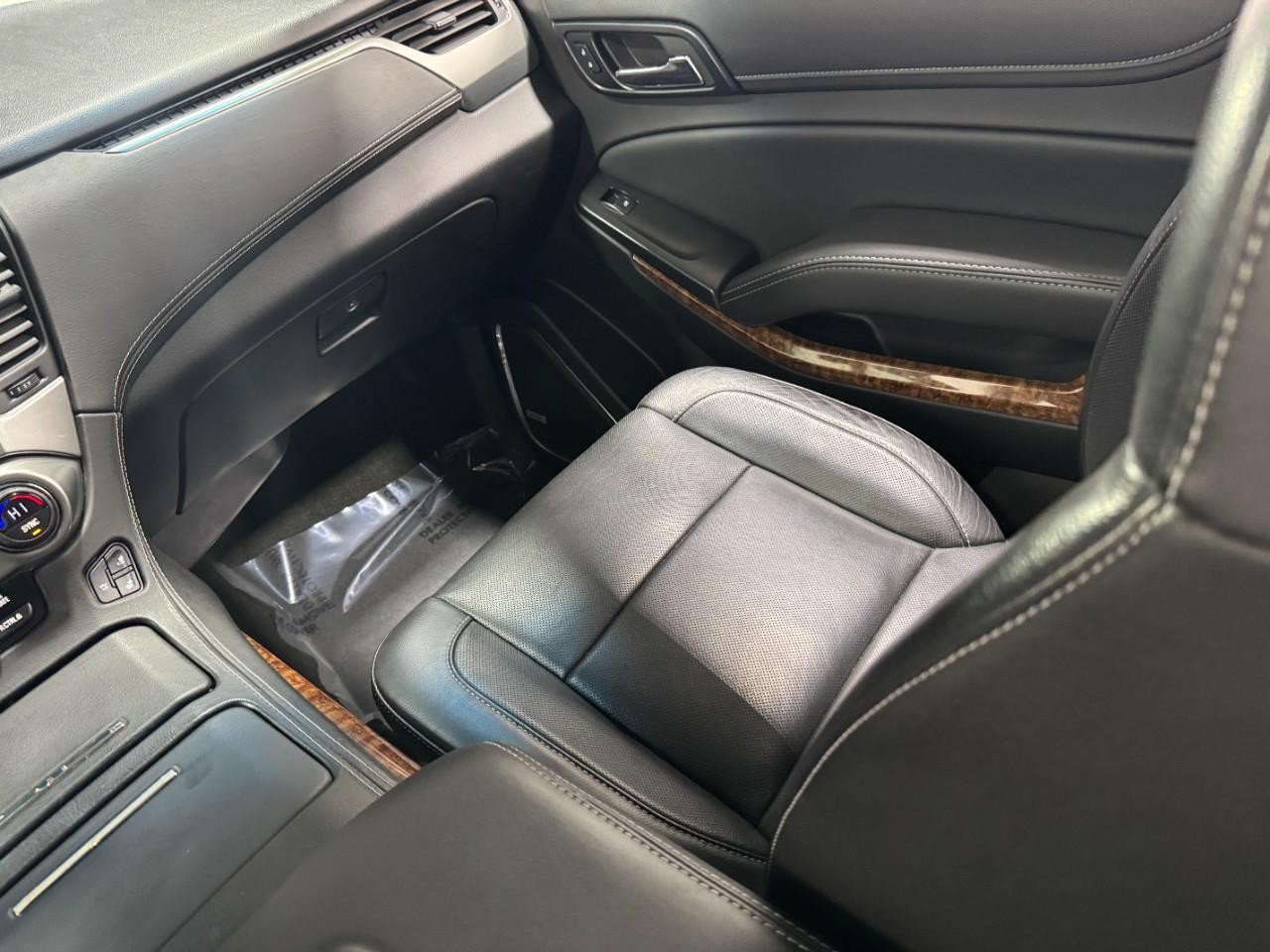 Chevrolet Tahoe Vehicle Full-screen Gallery Image 20