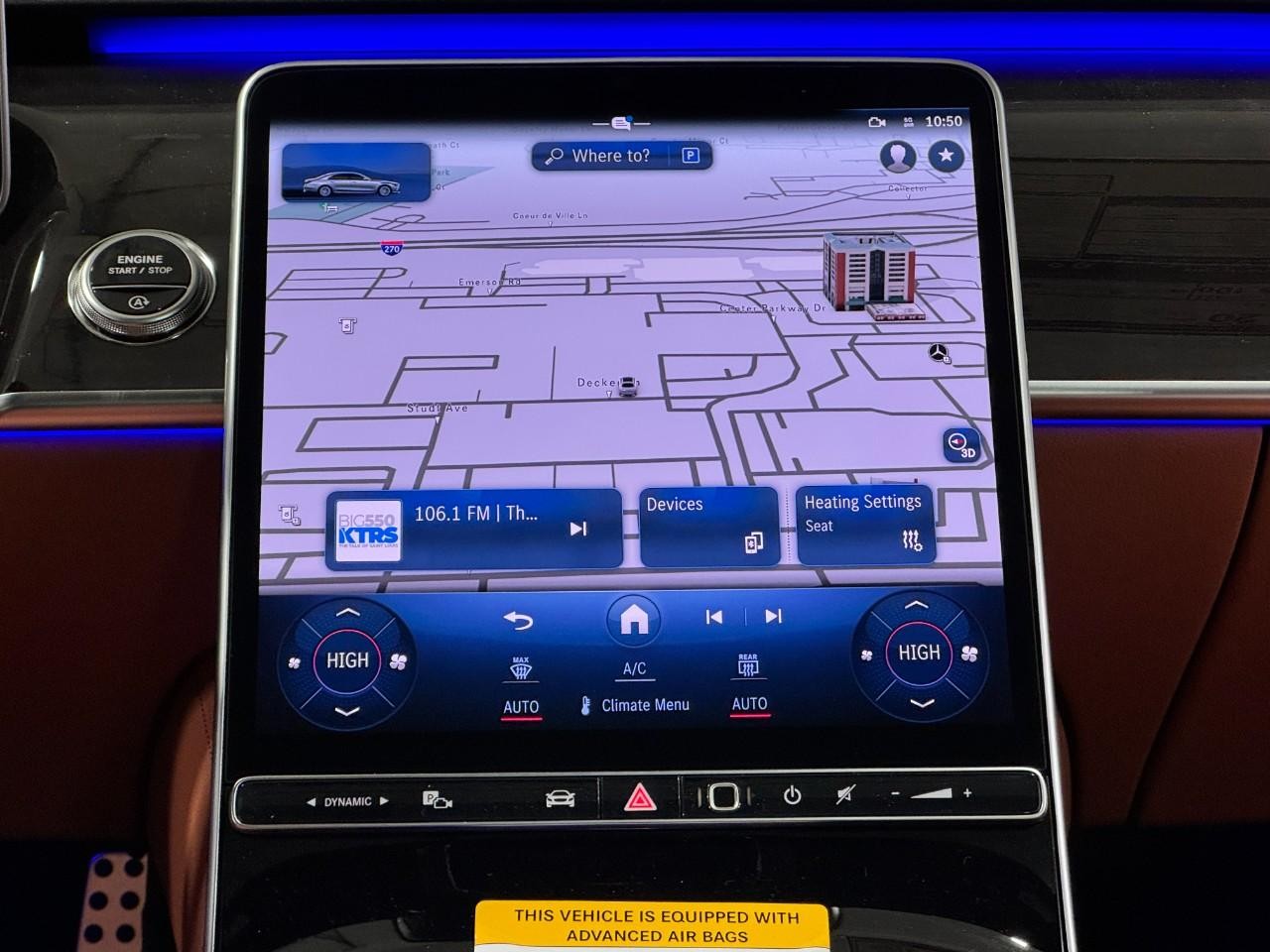 Mercedes-Benz S-Class Vehicle Full-screen Gallery Image 14