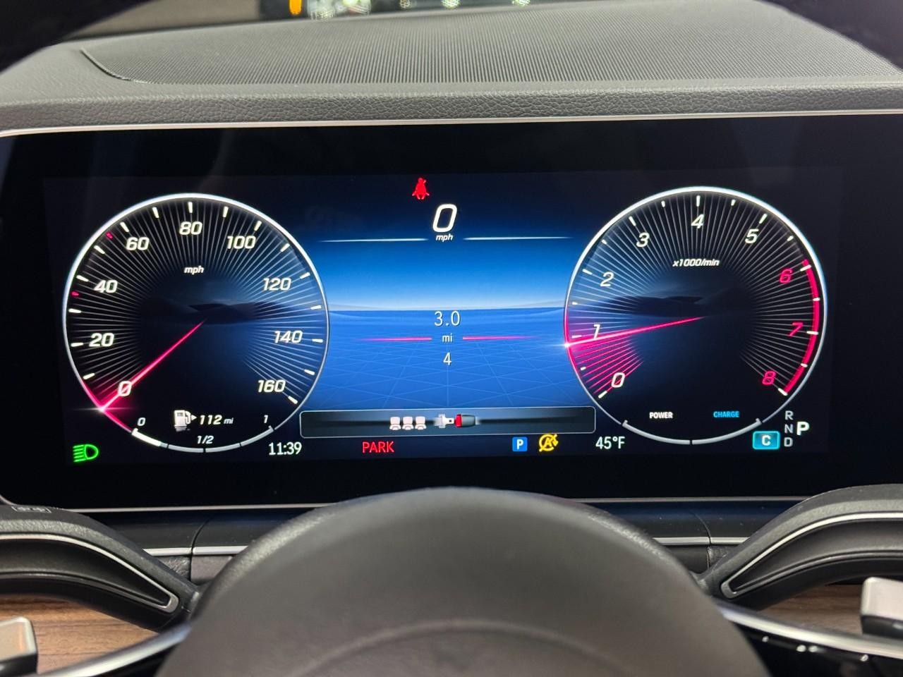 Mercedes-Benz GLE Vehicle Full-screen Gallery Image 33