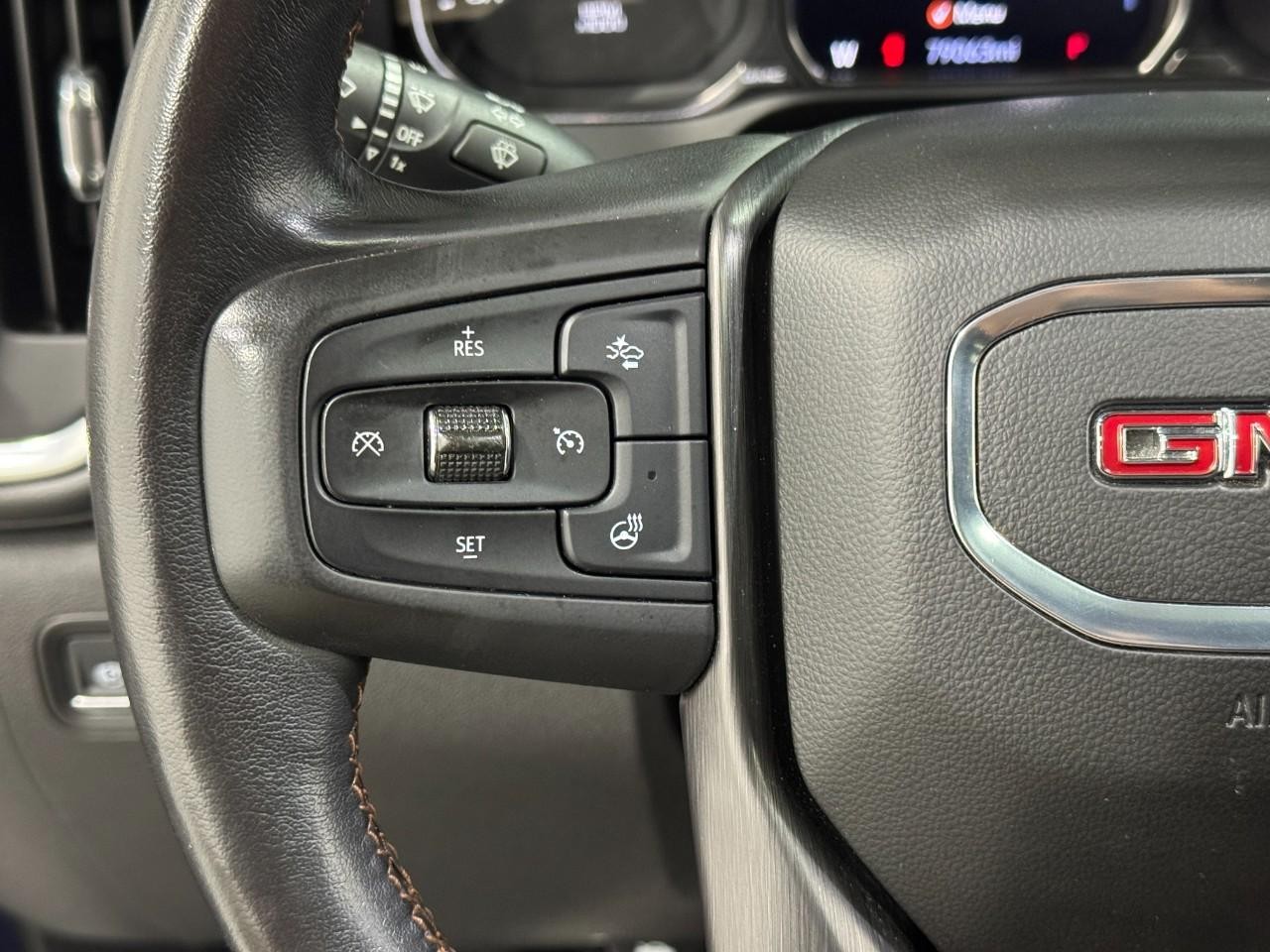 GMC Sierra 1500 Vehicle Full-screen Gallery Image 30