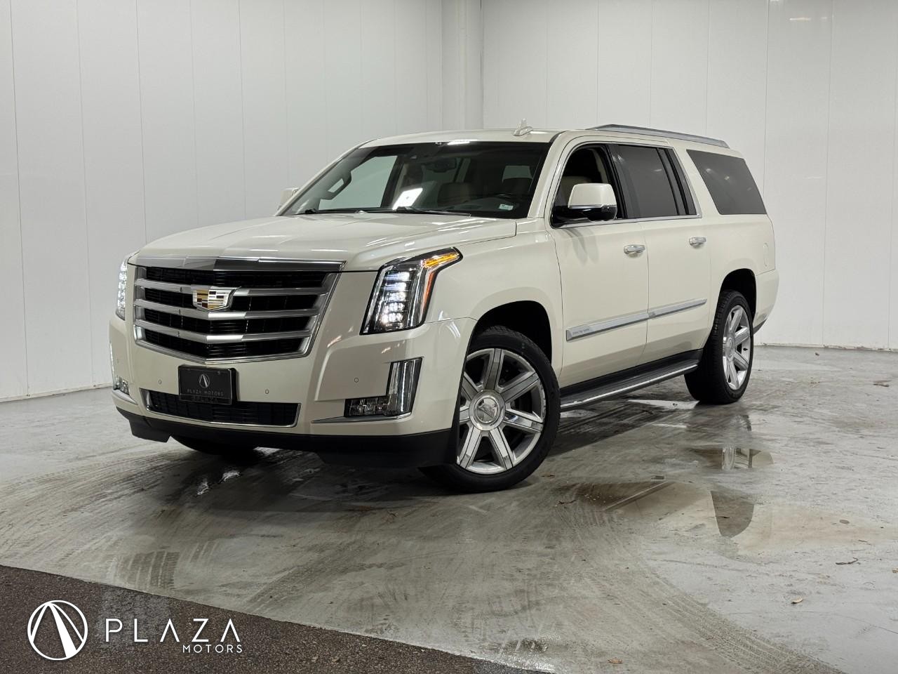 Cadillac Escalade ESV Vehicle Full-screen Gallery Image 01