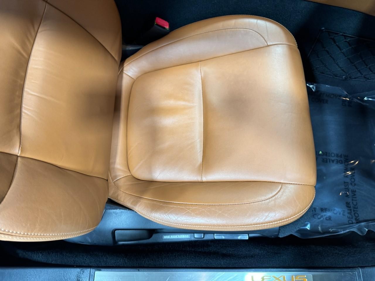 Lexus SC 430 Vehicle Full-screen Gallery Image 18