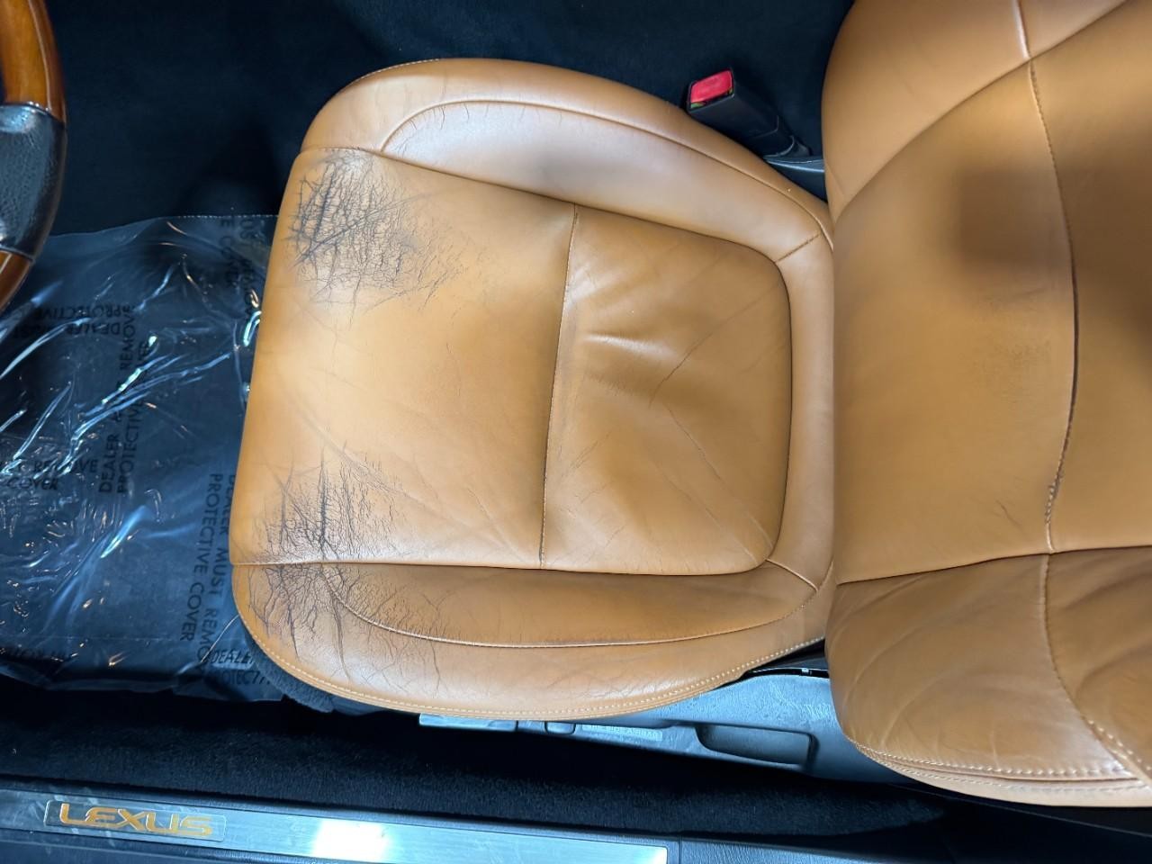 Lexus SC 430 Vehicle Full-screen Gallery Image 26