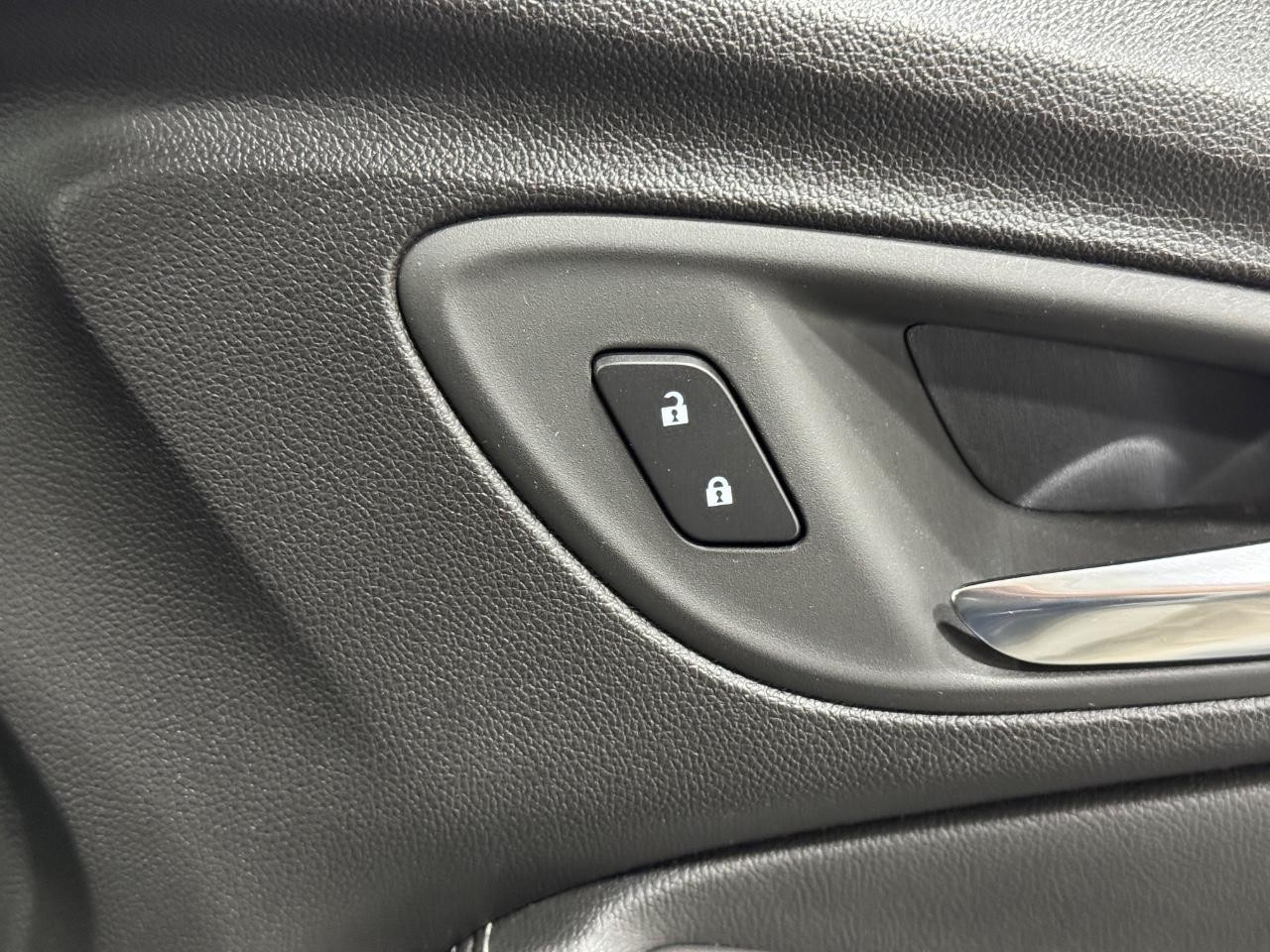 Buick Encore GX Vehicle Full-screen Gallery Image 20