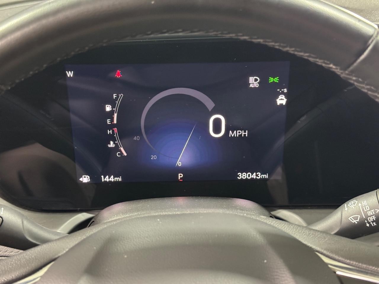 Buick Encore GX Vehicle Full-screen Gallery Image 30