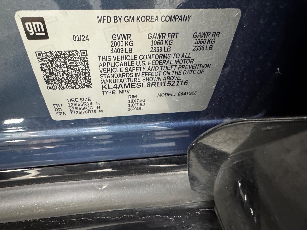 Buick Encore GX Vehicle Full-screen Gallery Image 32