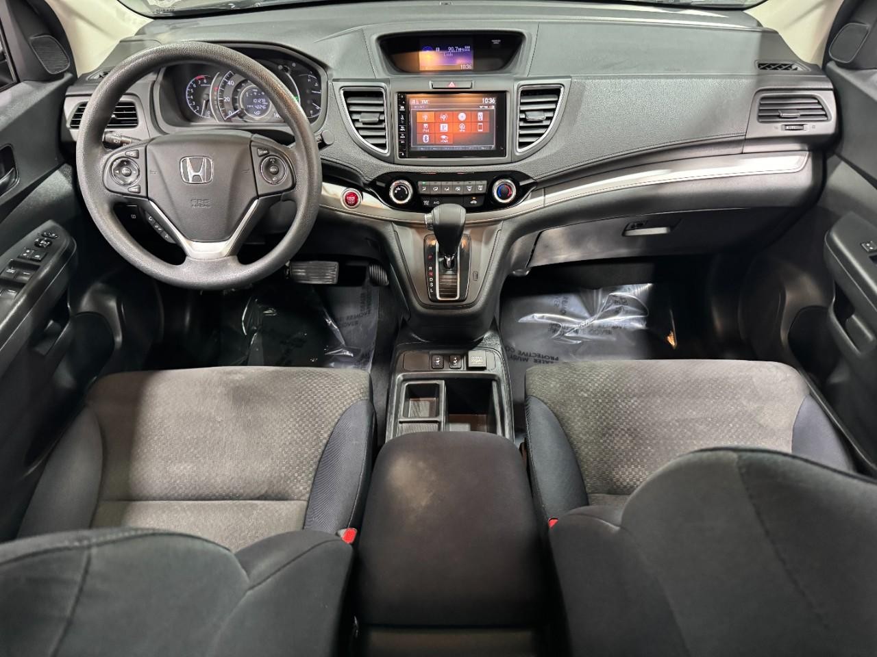 Honda CR-V Vehicle Full-screen Gallery Image 12