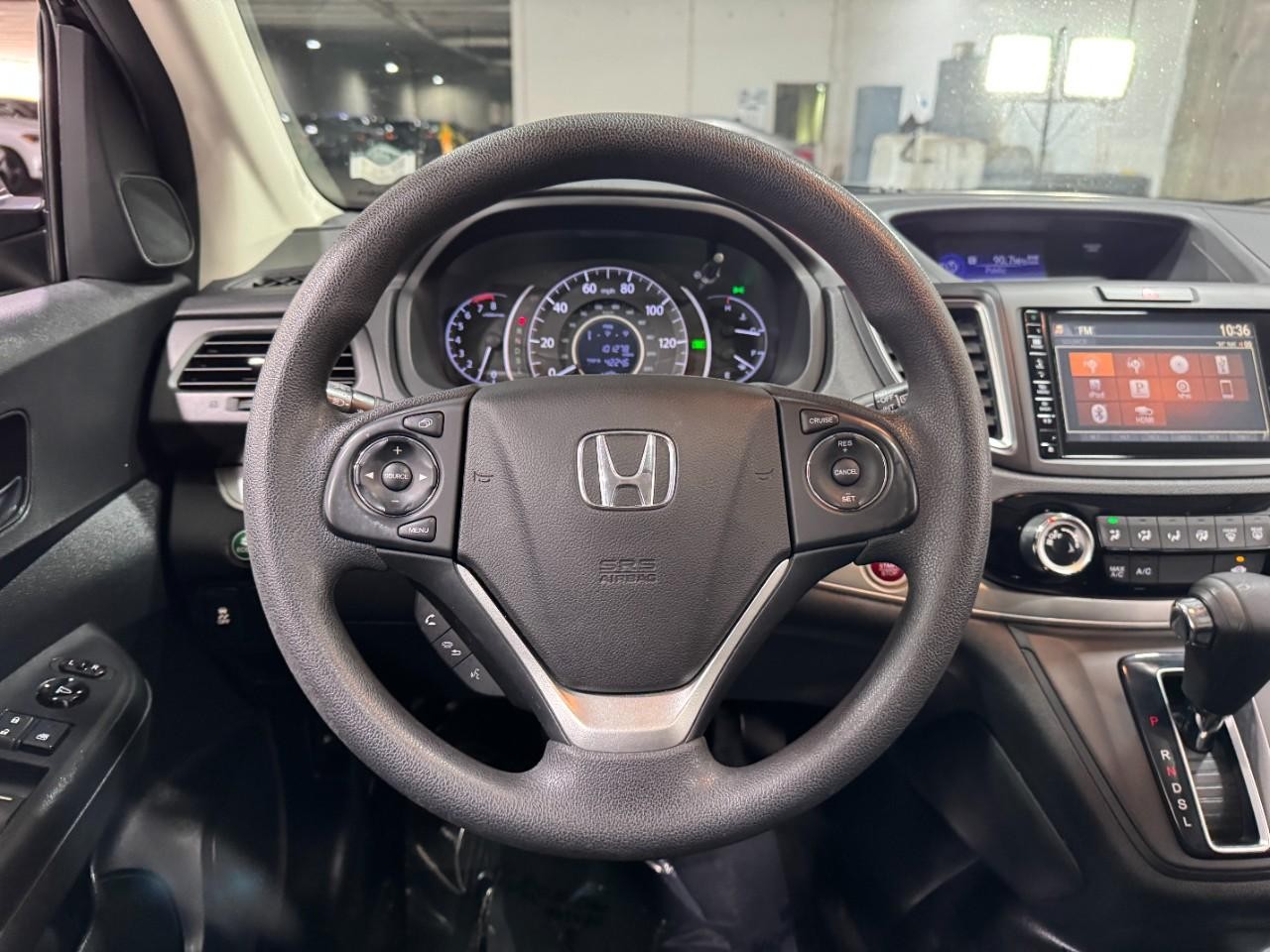 Honda CR-V Vehicle Full-screen Gallery Image 13