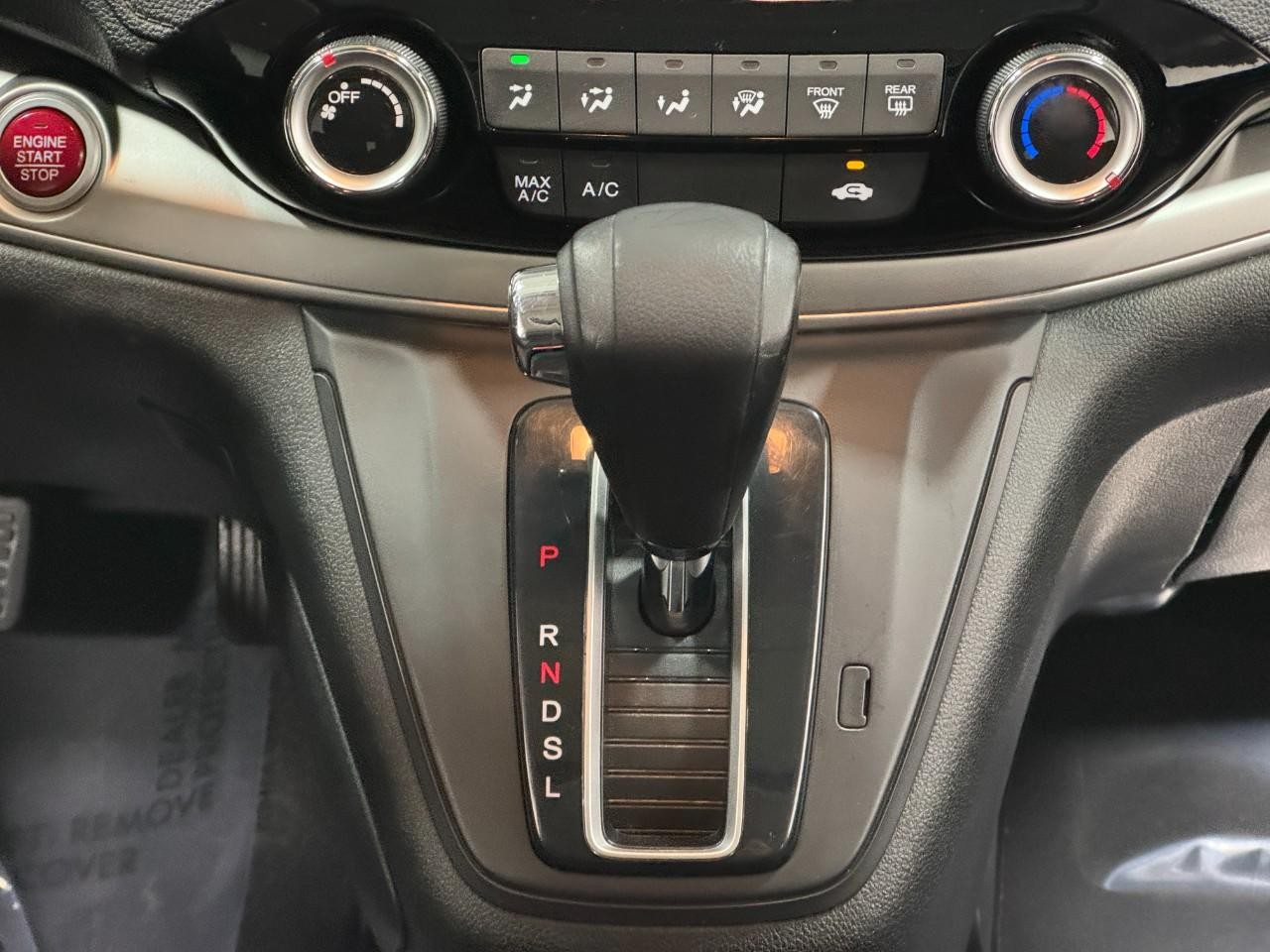 Honda CR-V Vehicle Full-screen Gallery Image 16