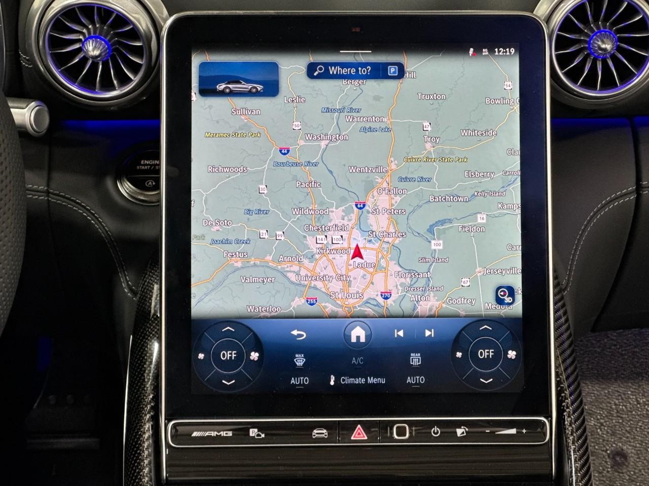 Mercedes-Benz SL Vehicle Full-screen Gallery Image 13