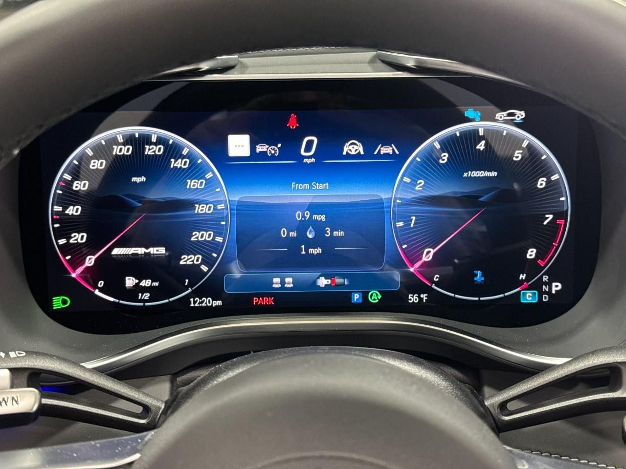 Mercedes-Benz SL Vehicle Full-screen Gallery Image 30