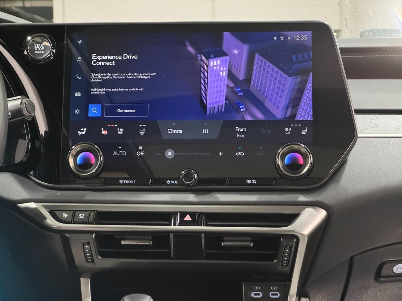 Lexus RX Vehicle Full-screen Gallery Image 15