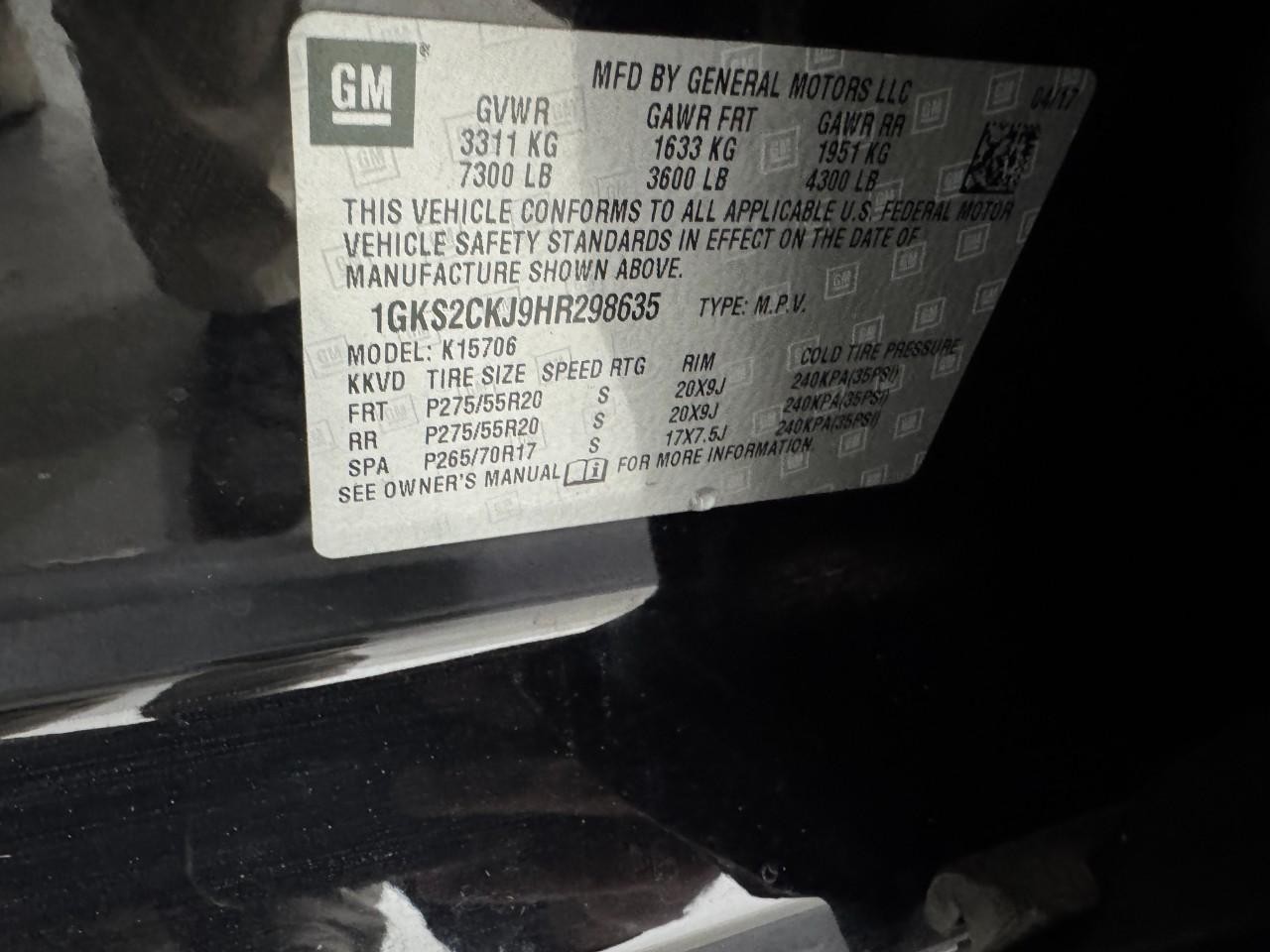 GMC Yukon Vehicle Full-screen Gallery Image 39