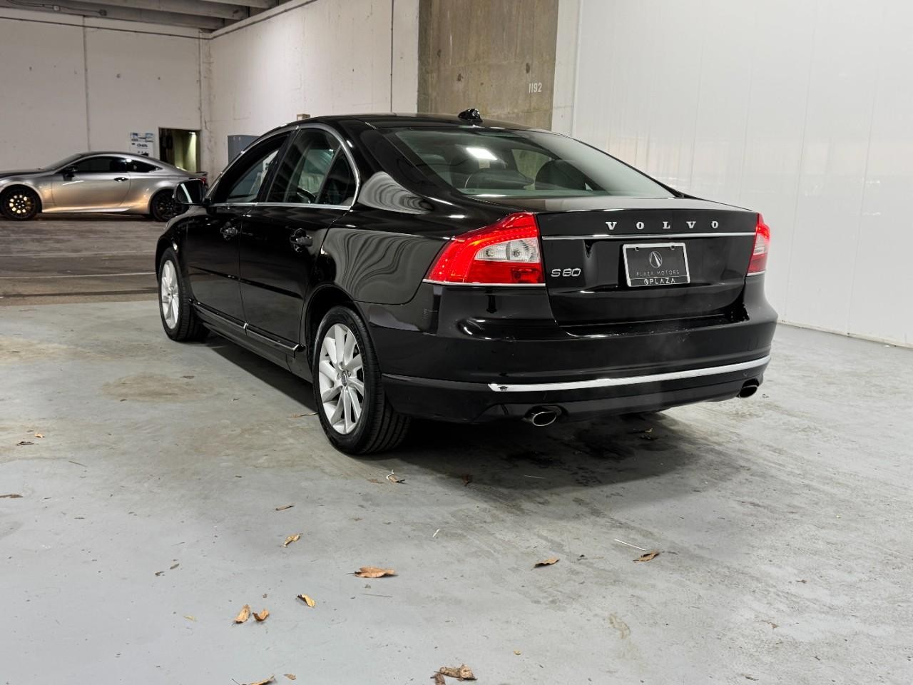 Volvo S80 Vehicle Full-screen Gallery Image 3