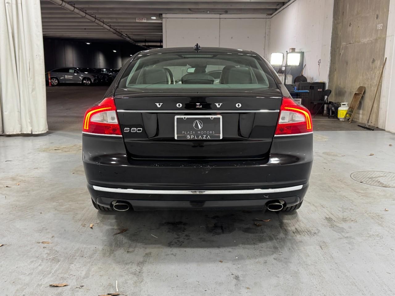 Volvo S80 Vehicle Full-screen Gallery Image 9