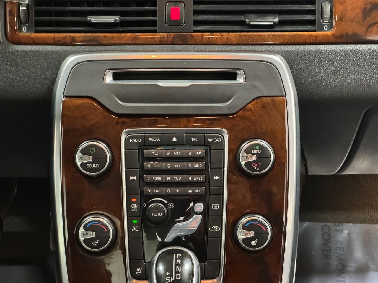 Volvo S80 Vehicle Full-screen Gallery Image 15