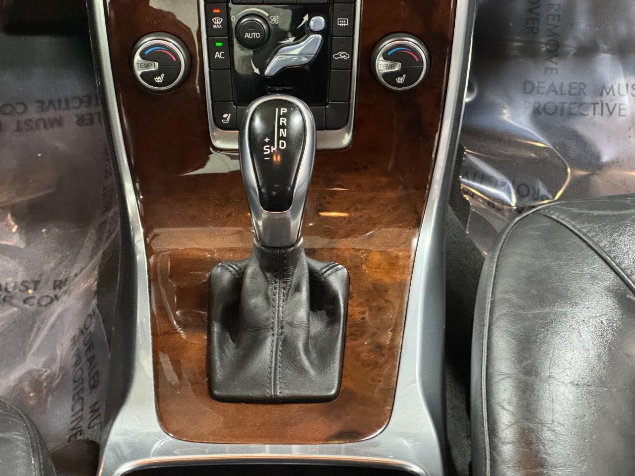 Volvo S80 Vehicle Full-screen Gallery Image 16