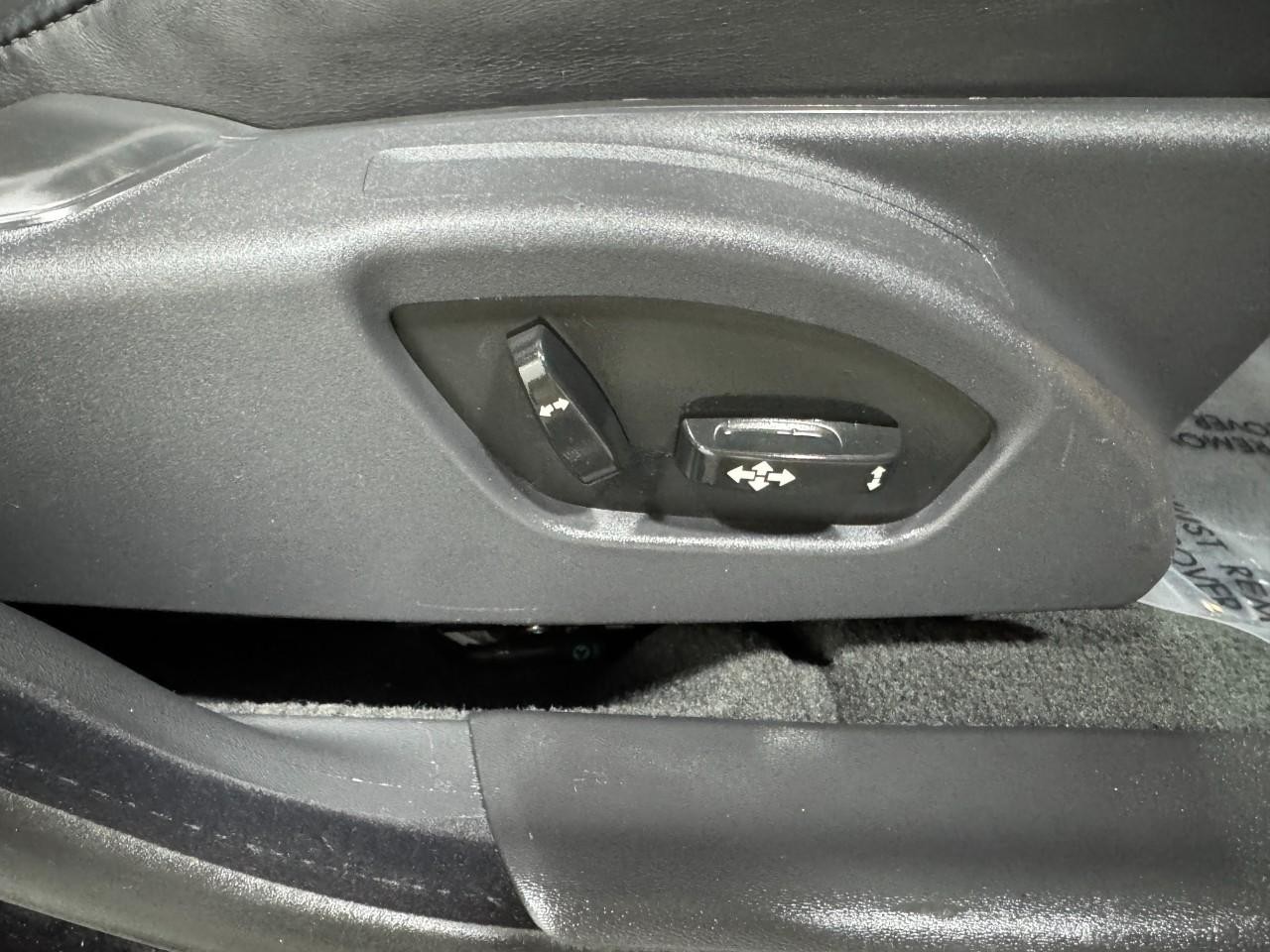 Volvo S80 Vehicle Full-screen Gallery Image 20