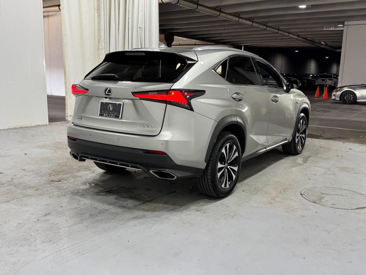 Lexus NX Vehicle Full-screen Gallery Image 4