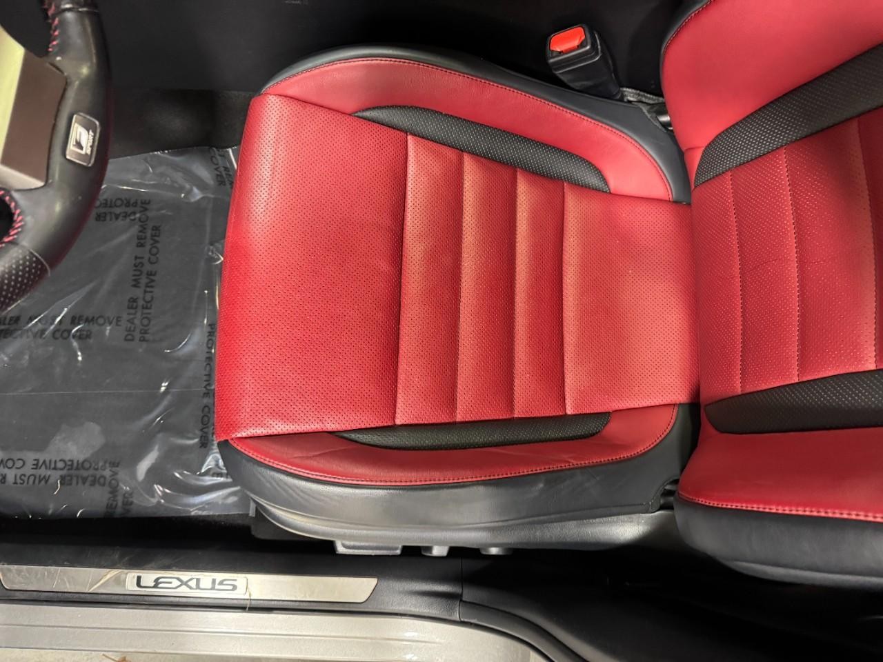 Lexus NX Vehicle Full-screen Gallery Image 27