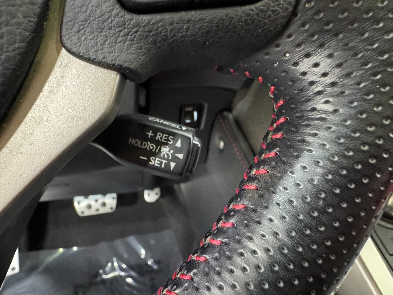 Lexus NX Vehicle Full-screen Gallery Image 32