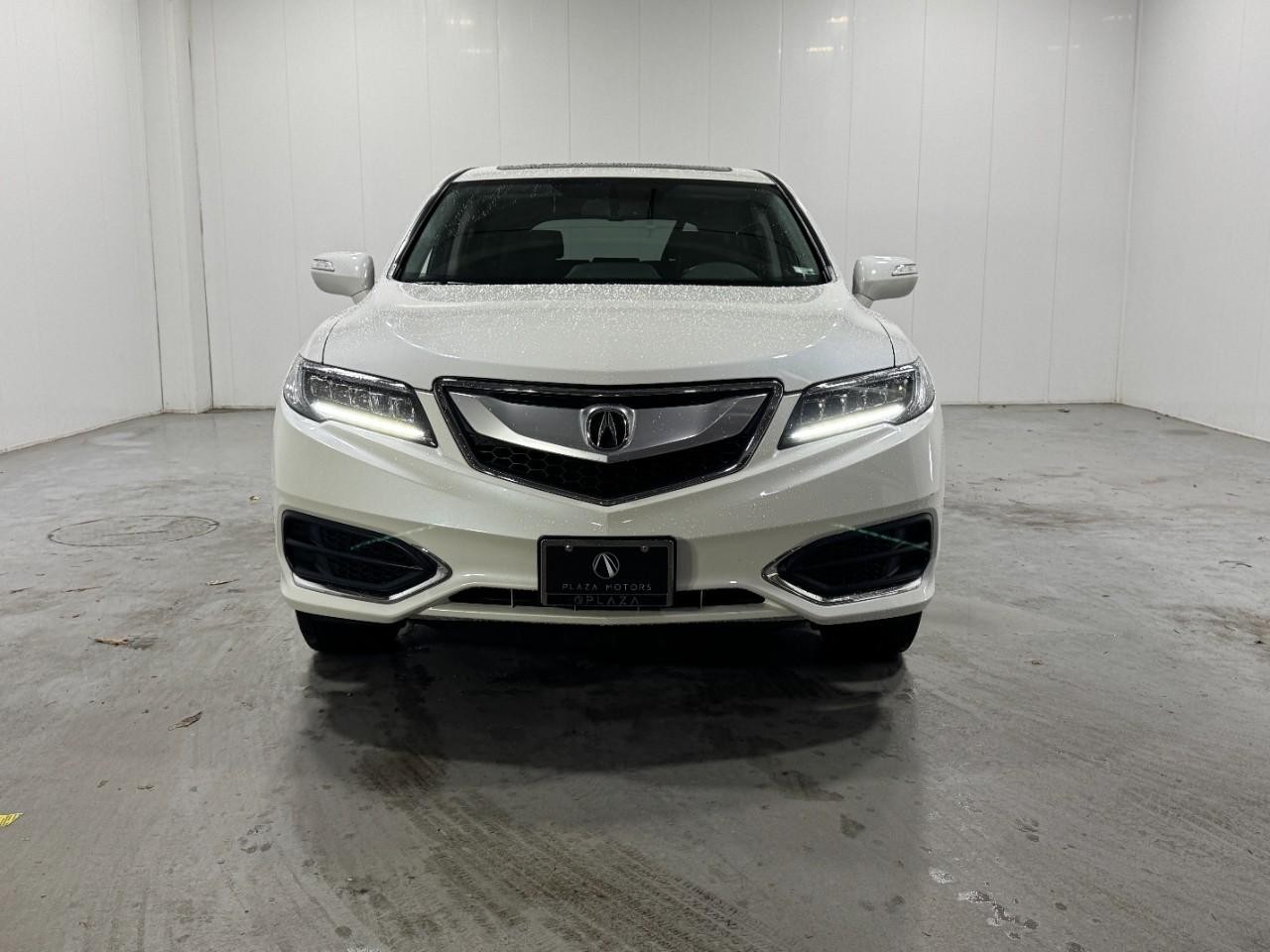 Acura RDX Vehicle Full-screen Gallery Image 7