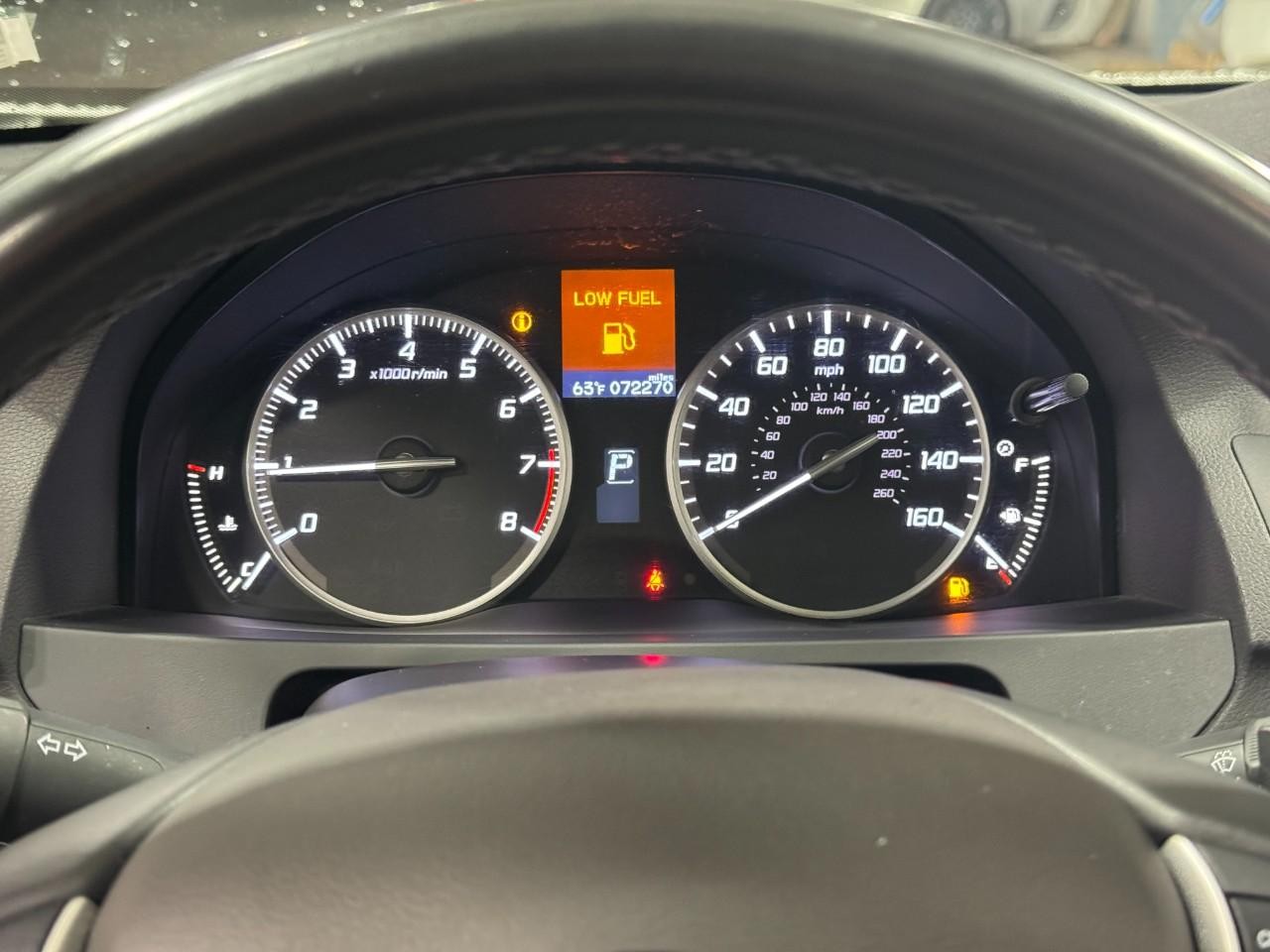 Acura RDX Vehicle Full-screen Gallery Image 31