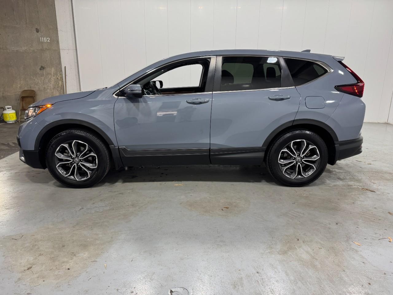 Honda CR-V Vehicle Full-screen Gallery Image 2