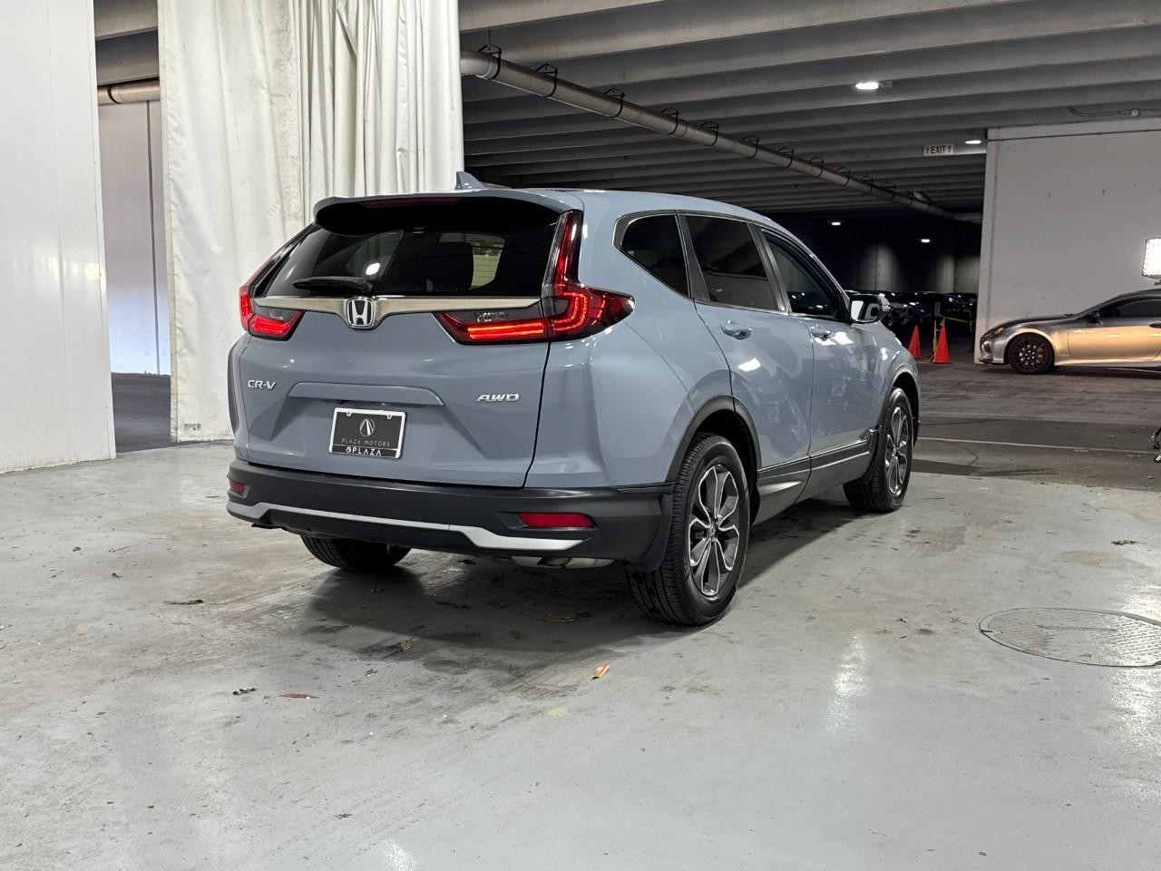 Honda CR-V Vehicle Full-screen Gallery Image 4