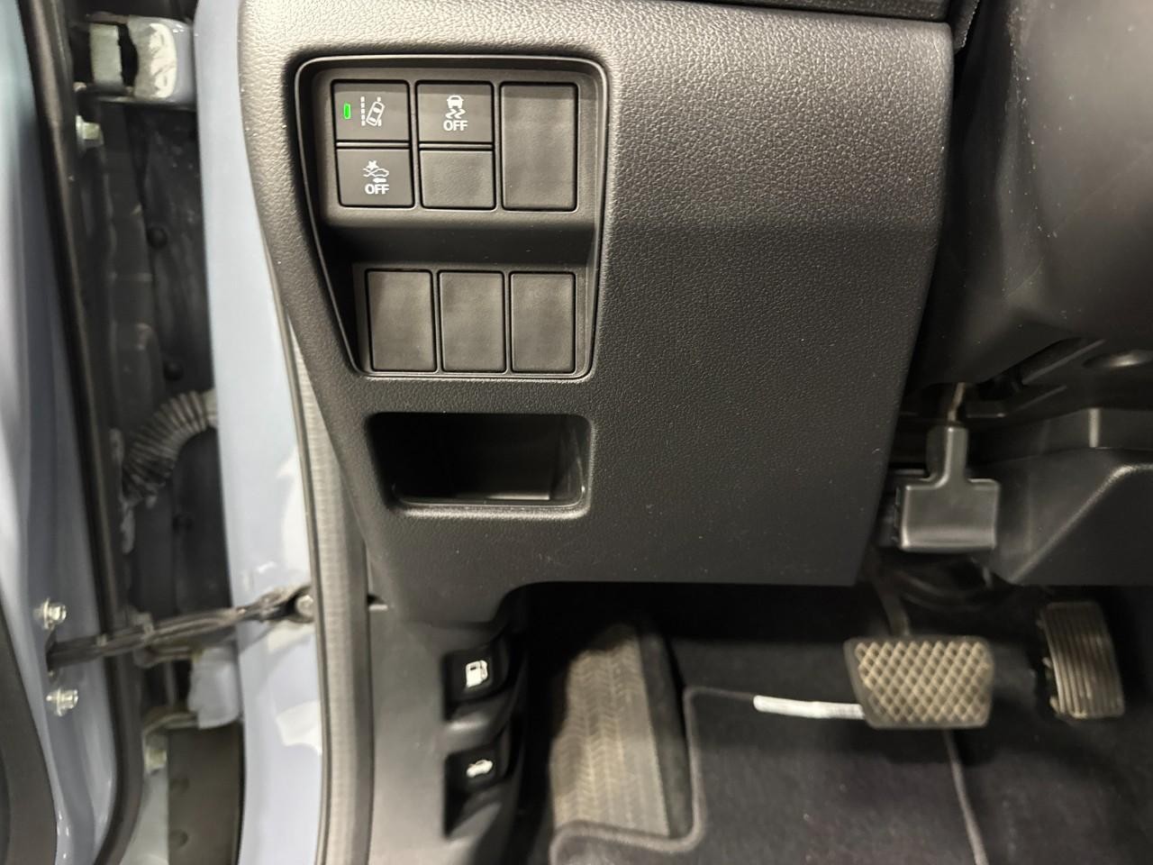 Honda CR-V Vehicle Full-screen Gallery Image 27