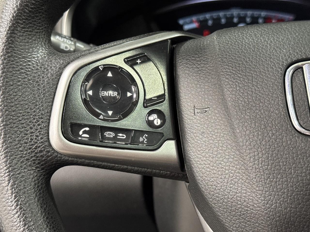 Honda CR-V Vehicle Full-screen Gallery Image 28