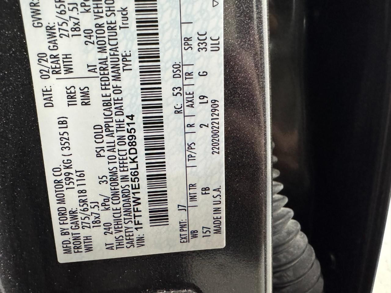 Ford F-150 Vehicle Full-screen Gallery Image 32