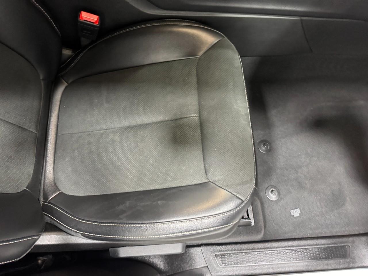 Jeep Grand Cherokee Vehicle Full-screen Gallery Image 18