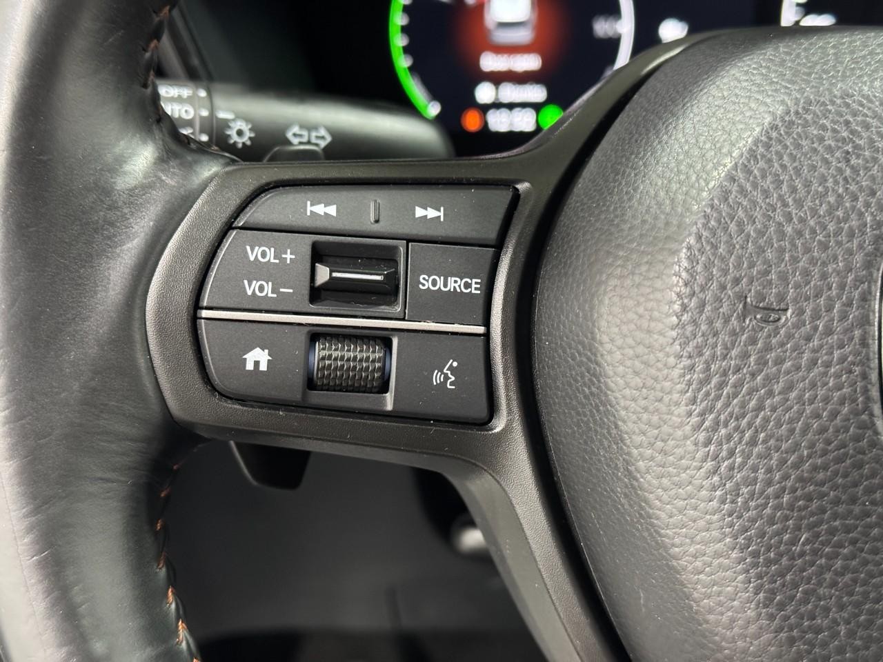 Honda CR-V Hybrid Vehicle Full-screen Gallery Image 29