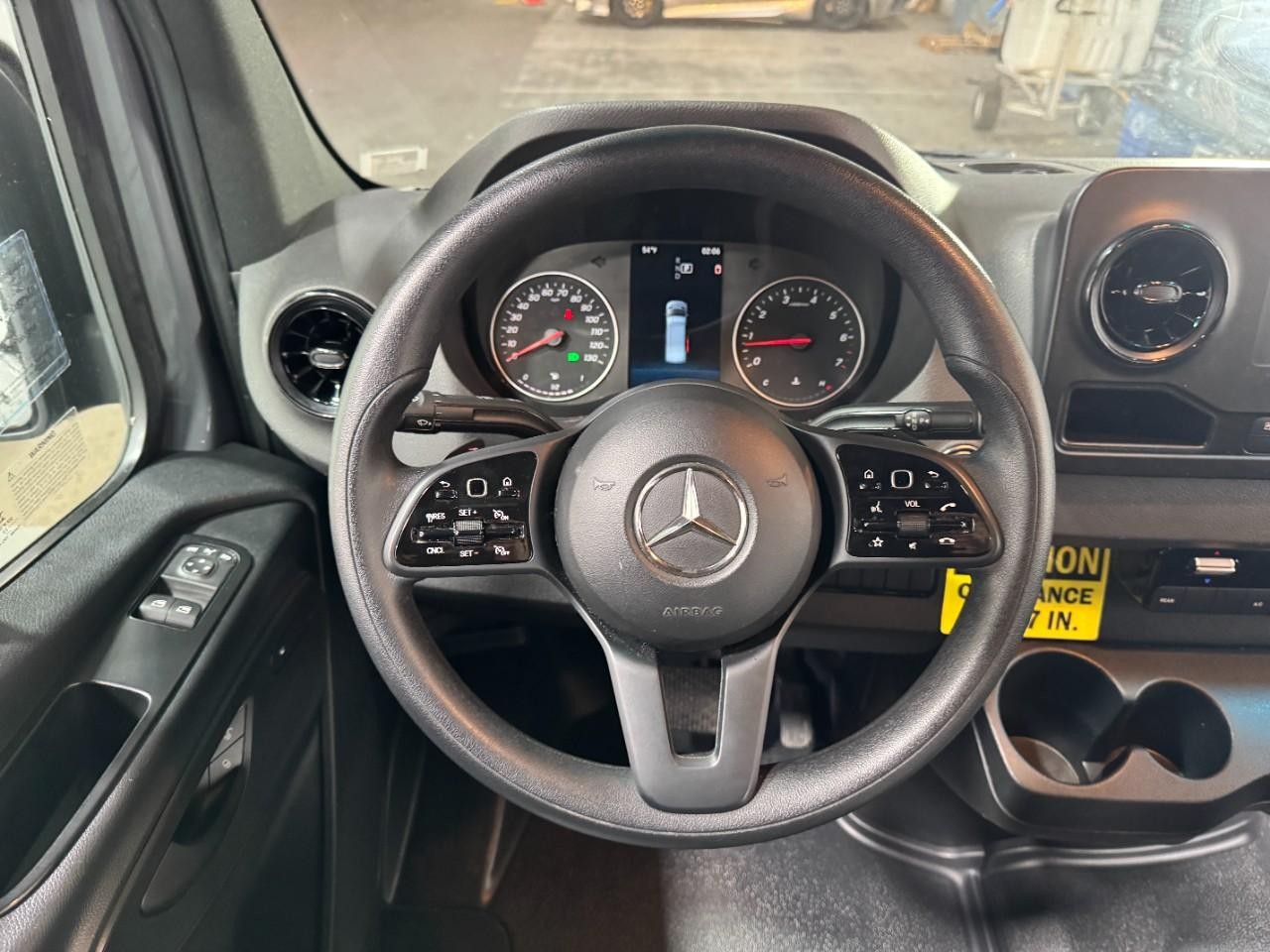 Mercedes-Benz Sprinter Passenger Van Vehicle Full-screen Gallery Image 14