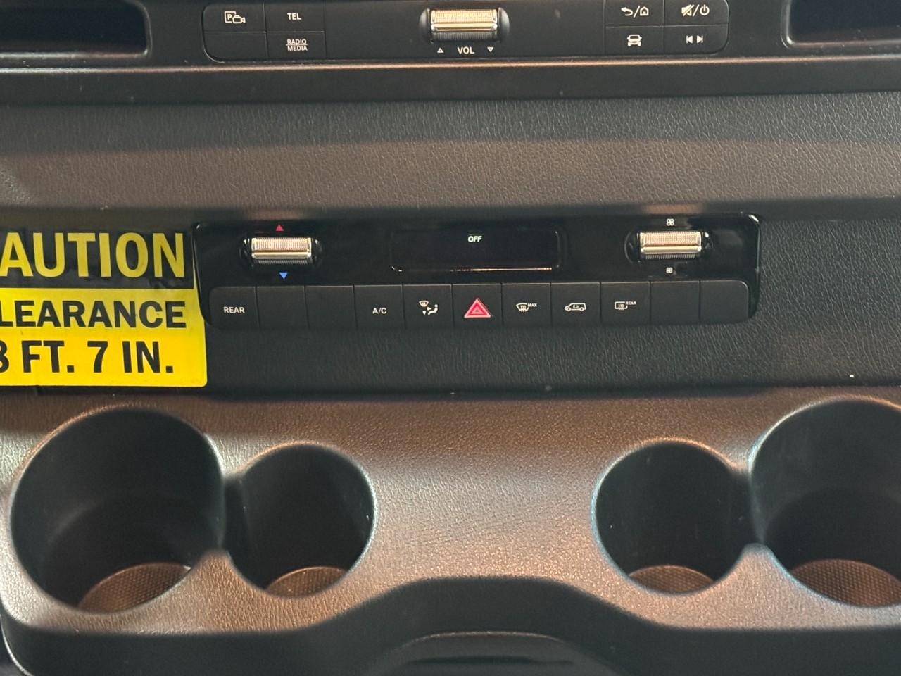 Mercedes-Benz Sprinter Passenger Van Vehicle Full-screen Gallery Image 16