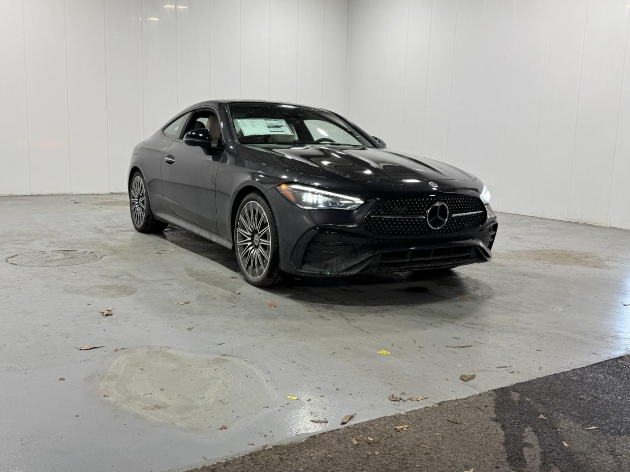 Mercedes-Benz CLE Vehicle Full-screen Gallery Image 6