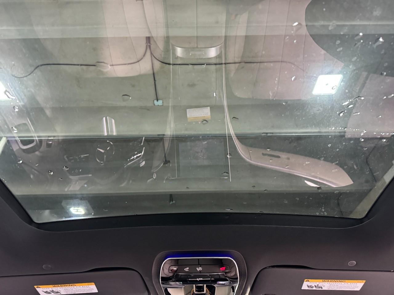 Mercedes-Benz CLE Vehicle Full-screen Gallery Image 11