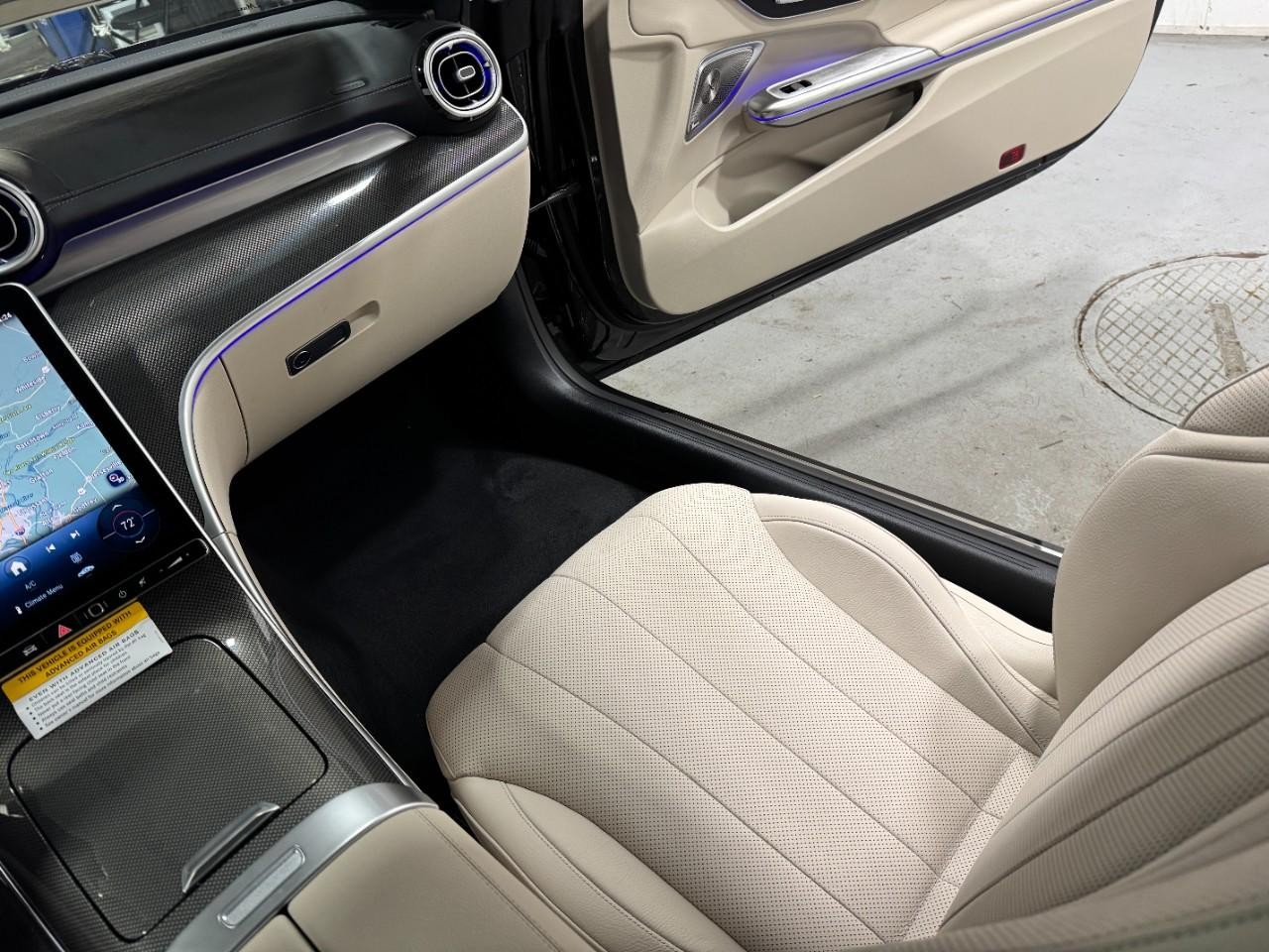 Mercedes-Benz CLE Vehicle Full-screen Gallery Image 15