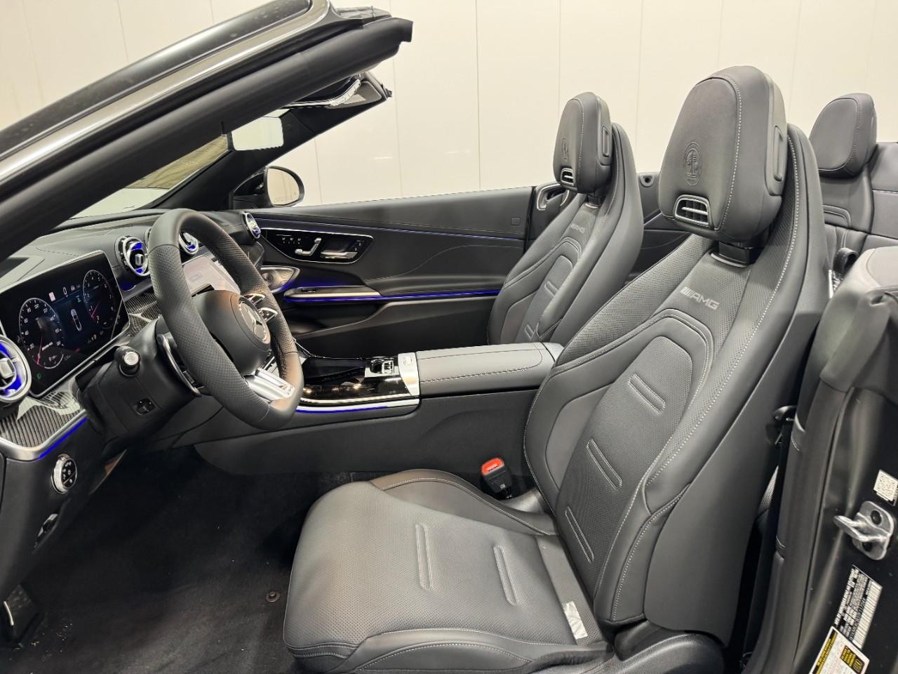 Mercedes-Benz CLE Vehicle Full-screen Gallery Image 26