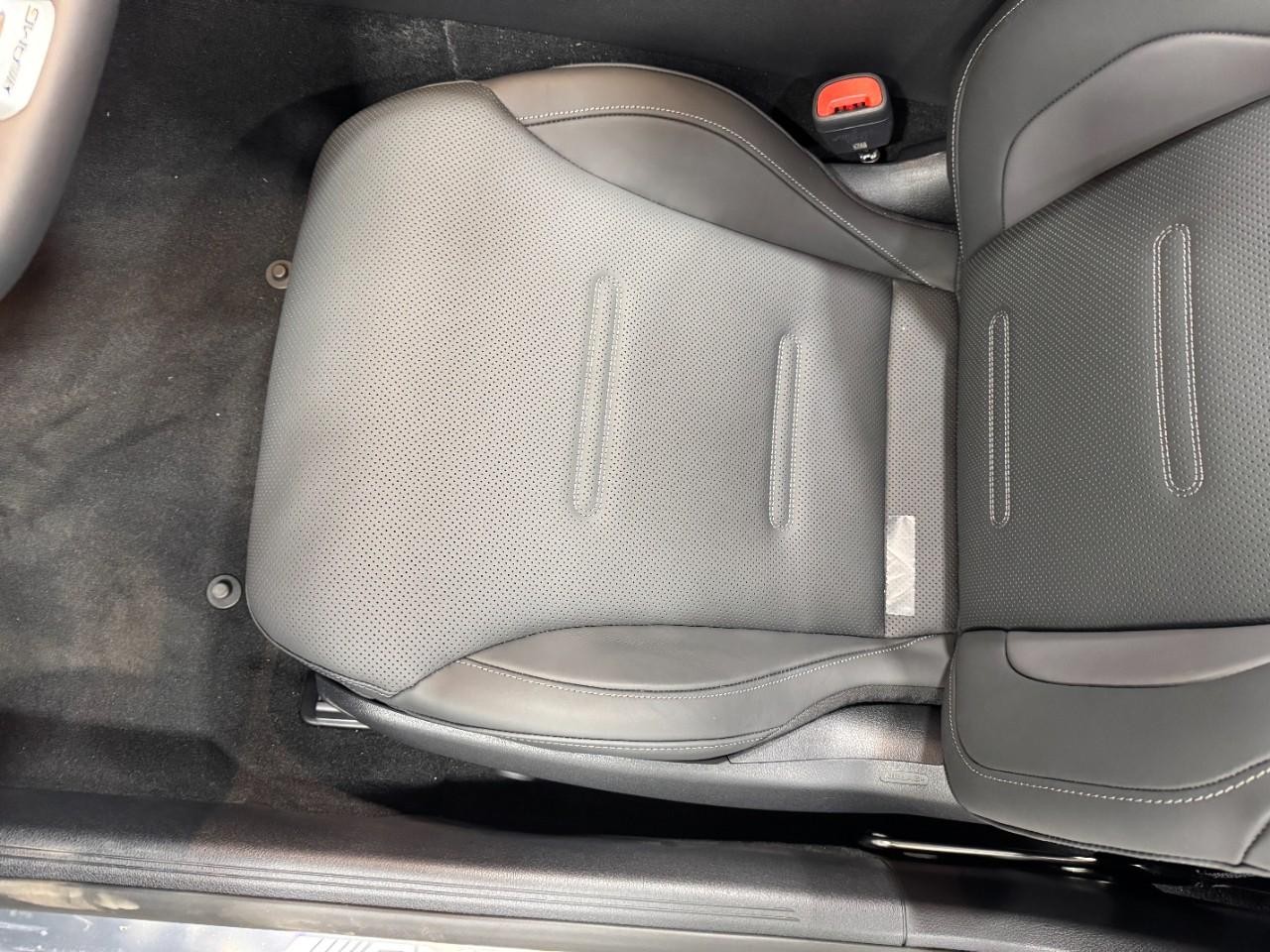 Mercedes-Benz CLE Vehicle Full-screen Gallery Image 27