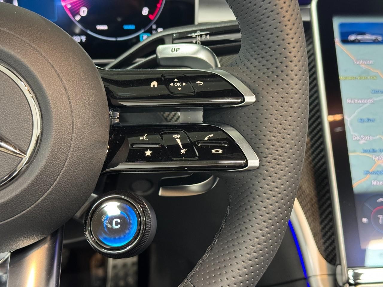 Mercedes-Benz CLE Vehicle Full-screen Gallery Image 31