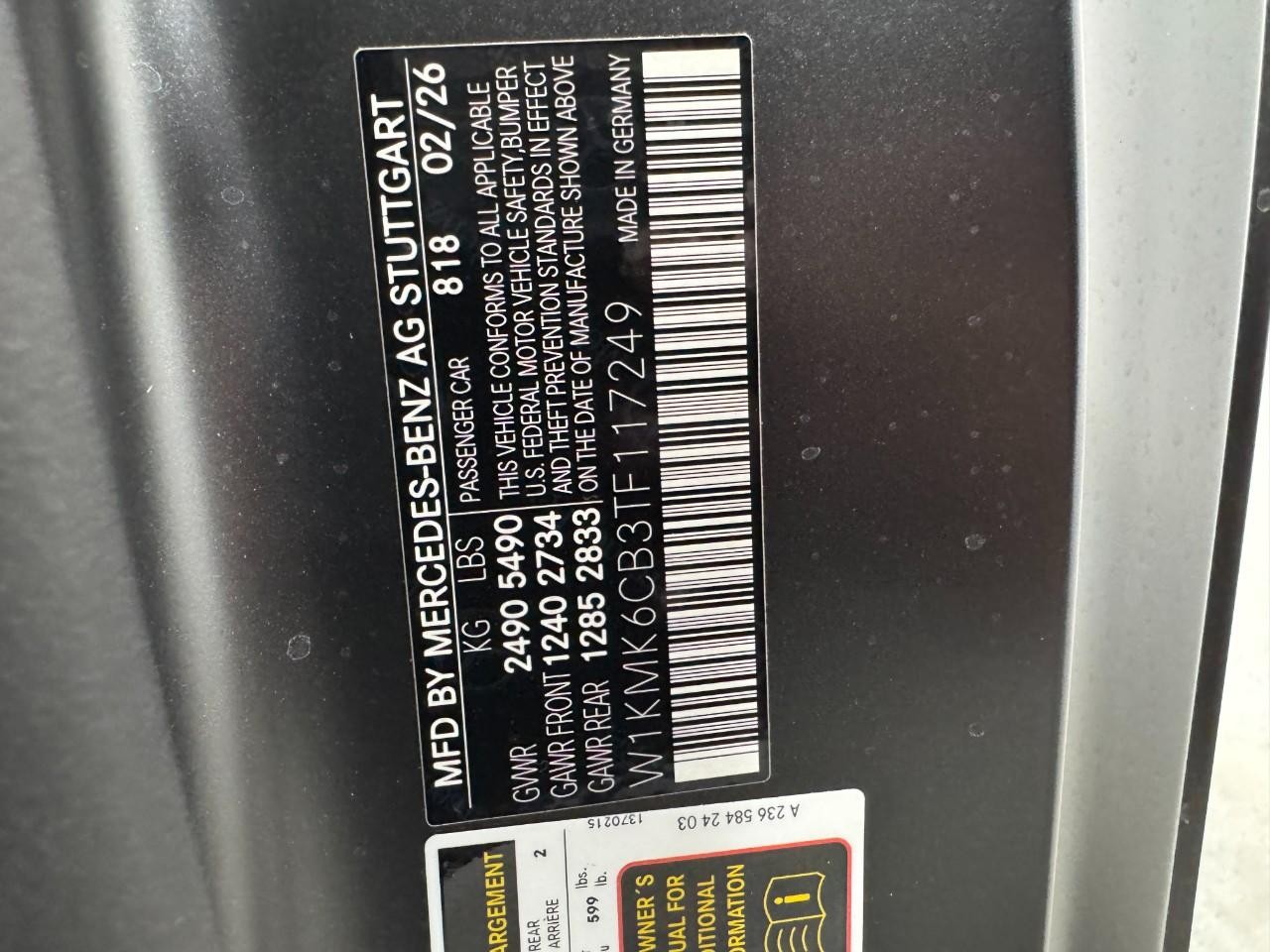 Mercedes-Benz CLE Vehicle Full-screen Gallery Image 35